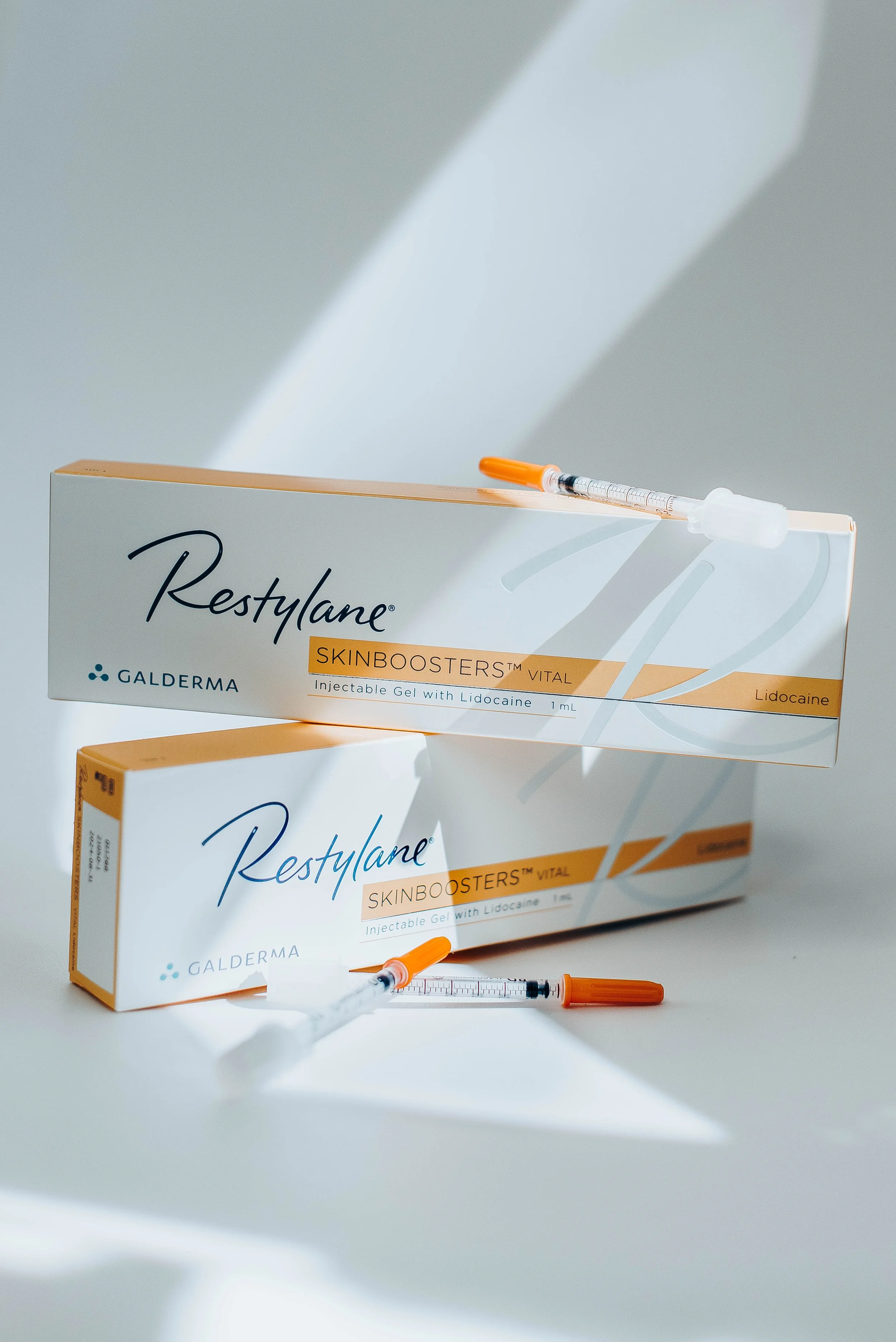 restylane.skinbooster.reel.cover.April17.sa-8871.jpg