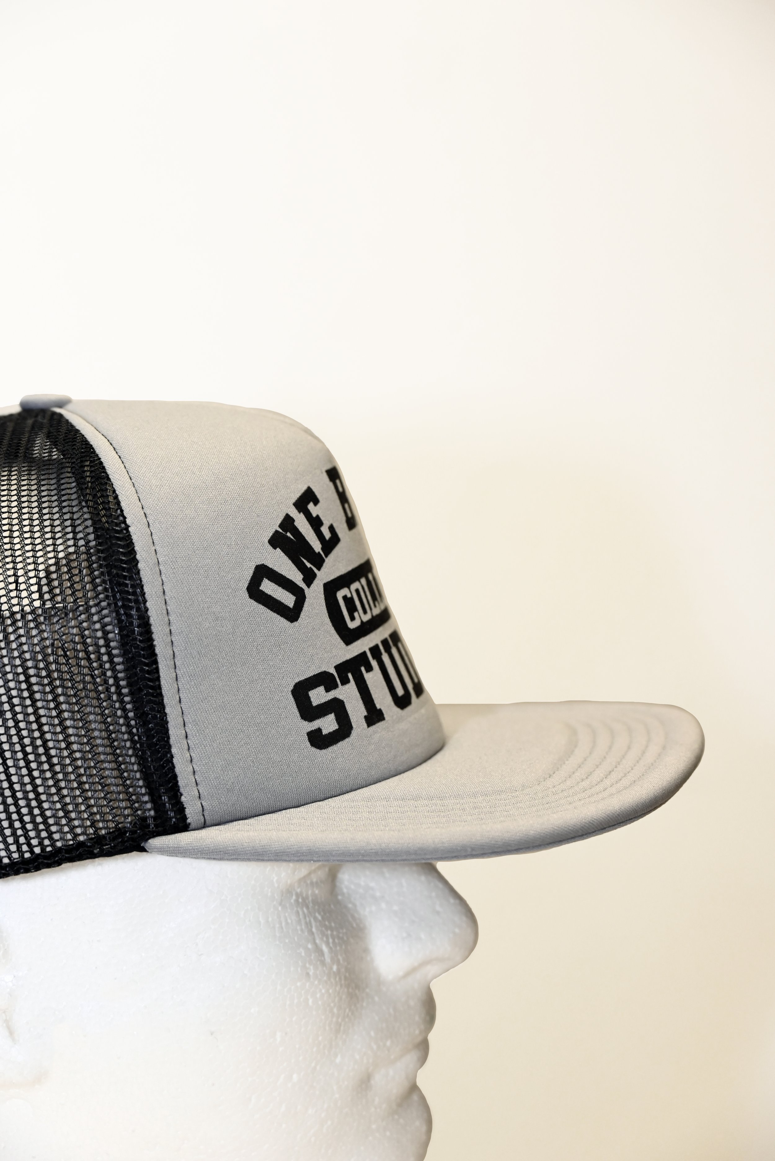 24_gry_Trucker_8.jpg