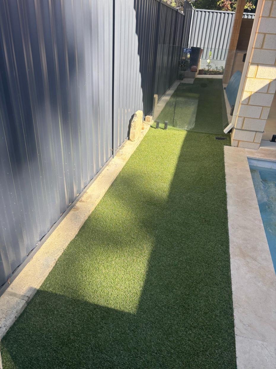 artificial lawn, fake lawn