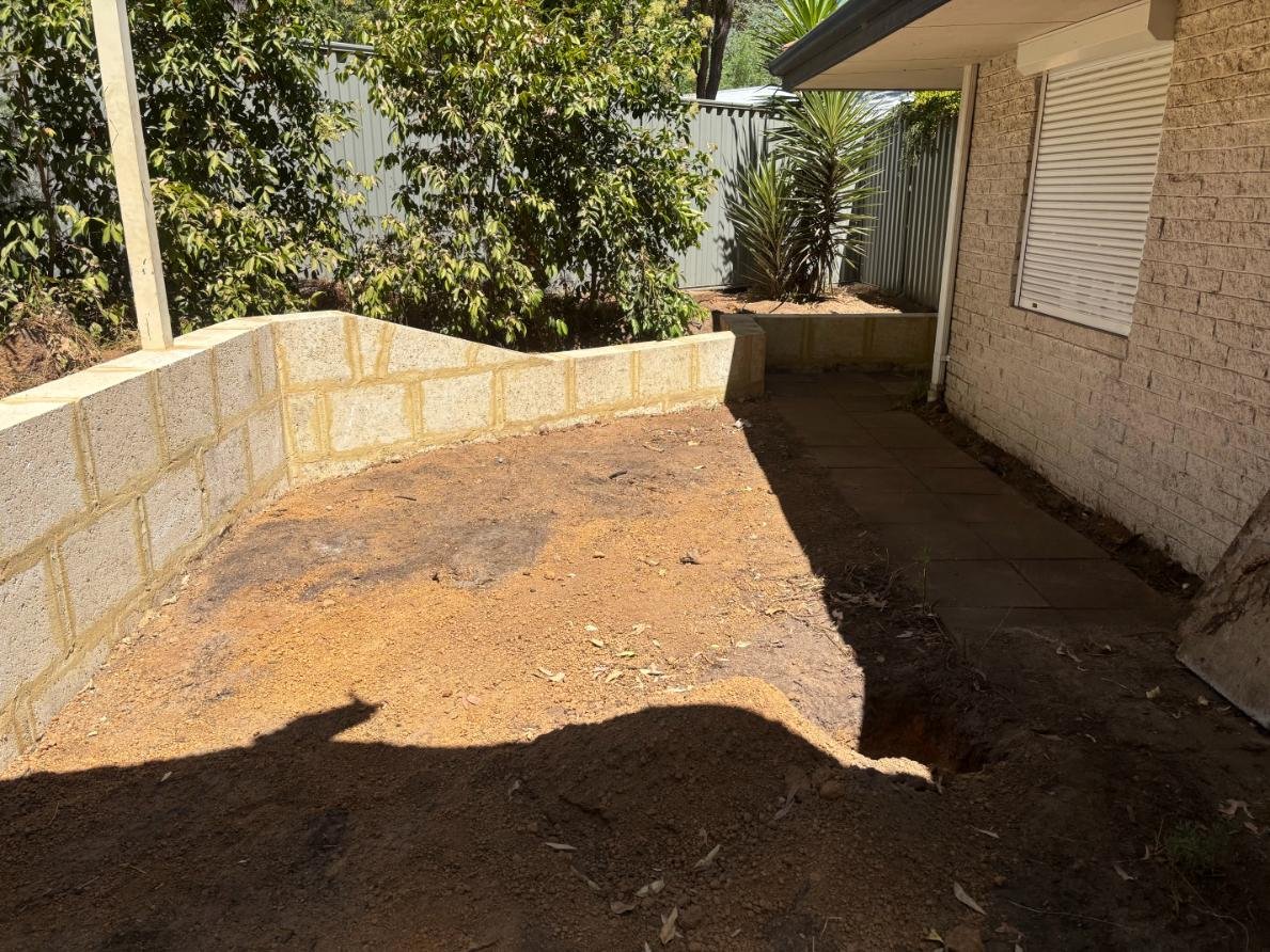 retaining wall, limestone block