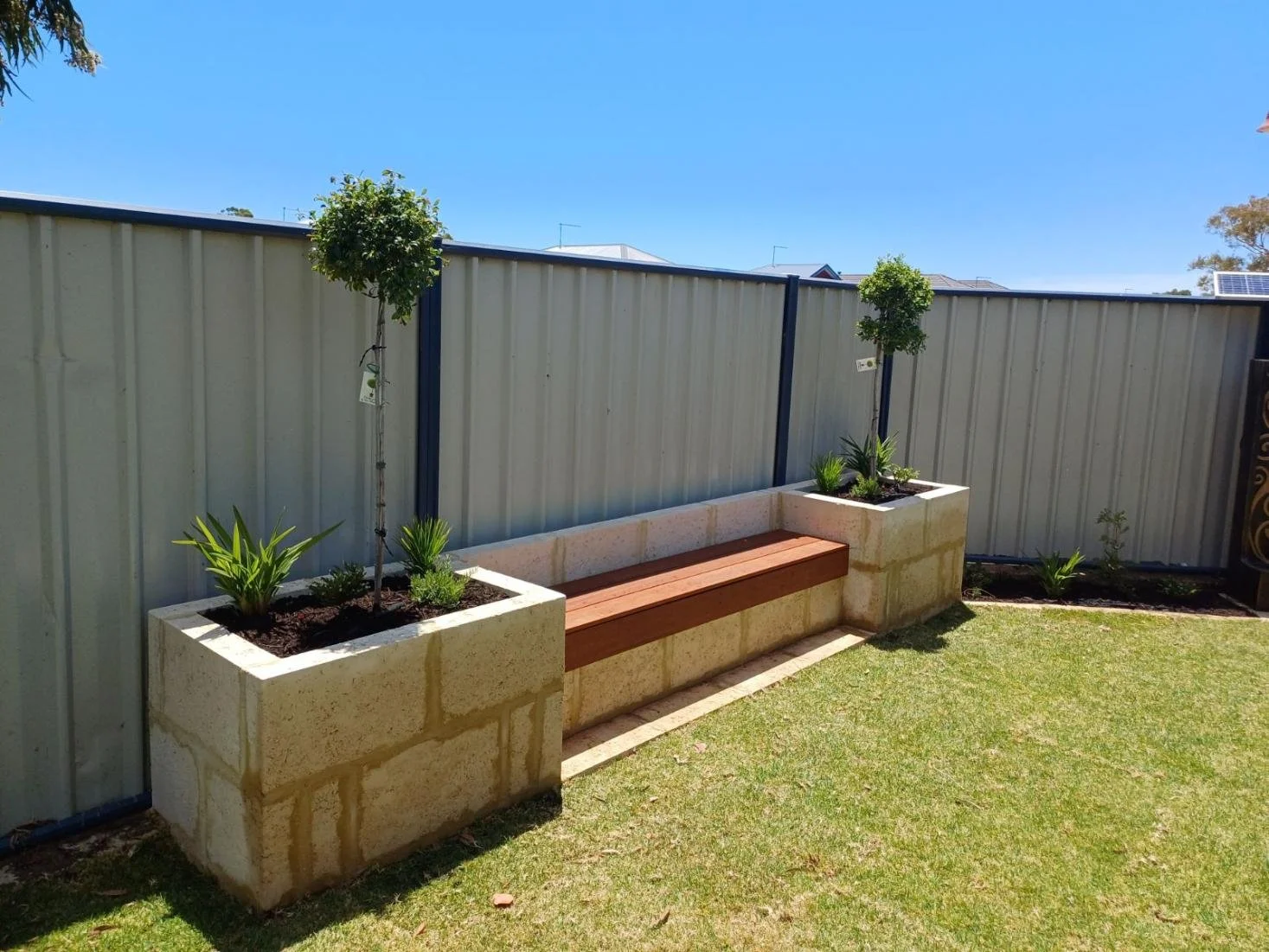 Raised garden bed, bench seat