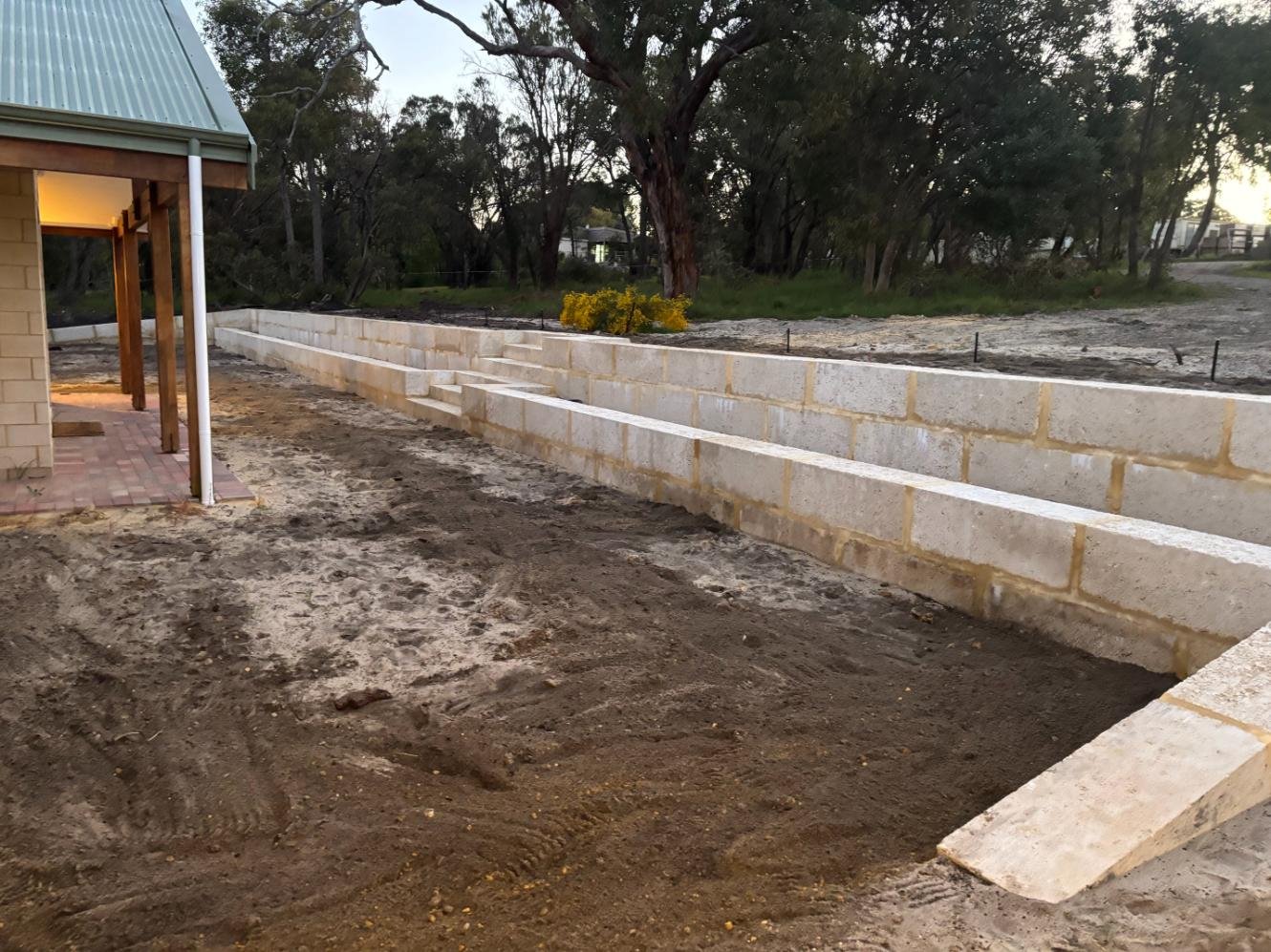 retaining, limestone block