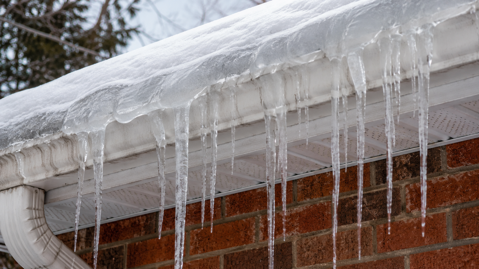 Ice Dams in Ontario: Causes and How to Prevent Them