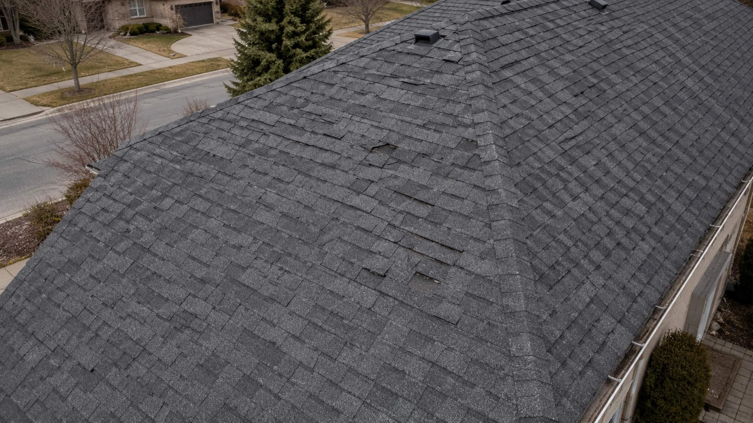 How Often Should You Replace Your Roof? Signs It’s Time (Ontario Homes)