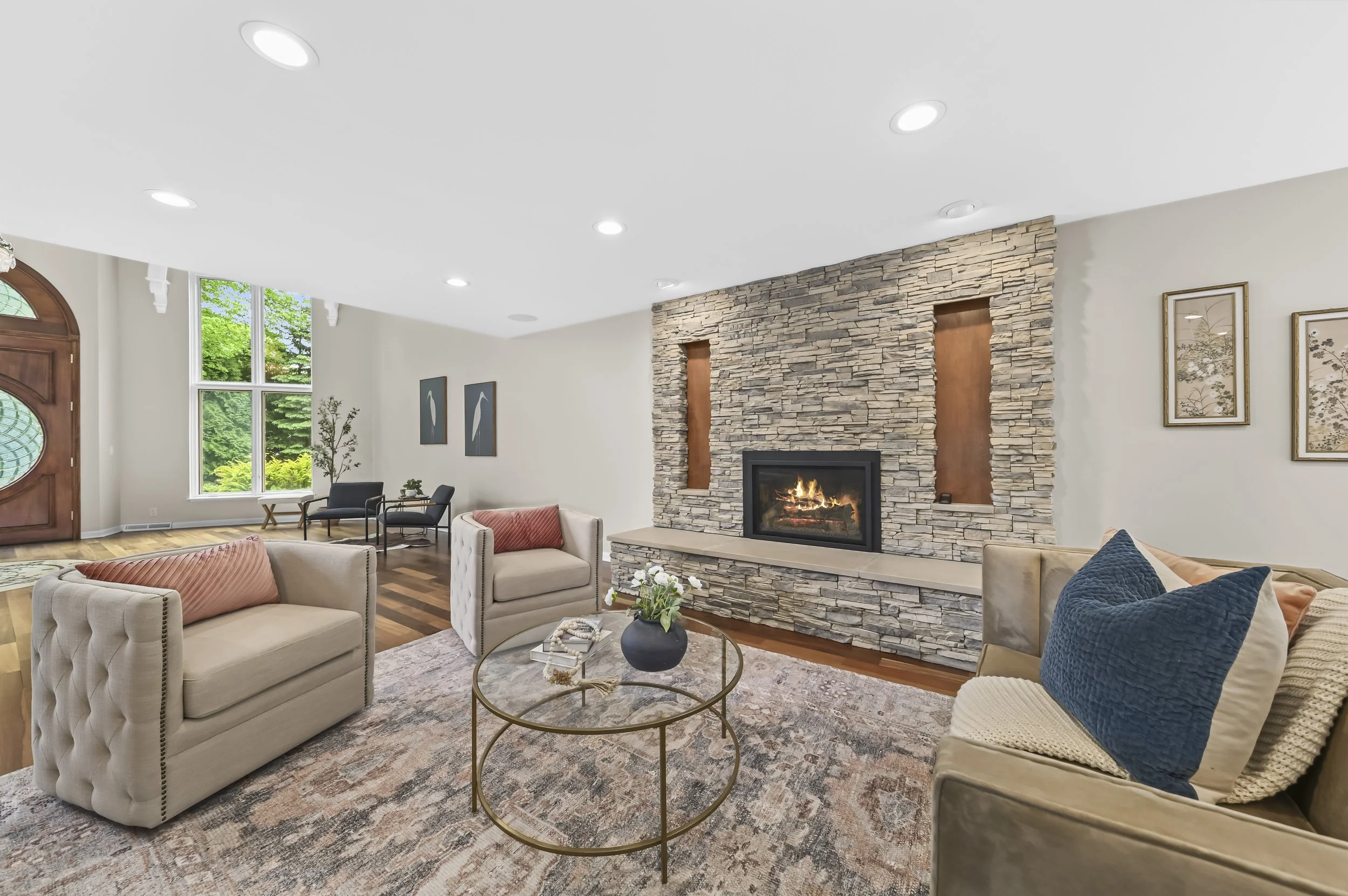 Living room Gas Fireplace