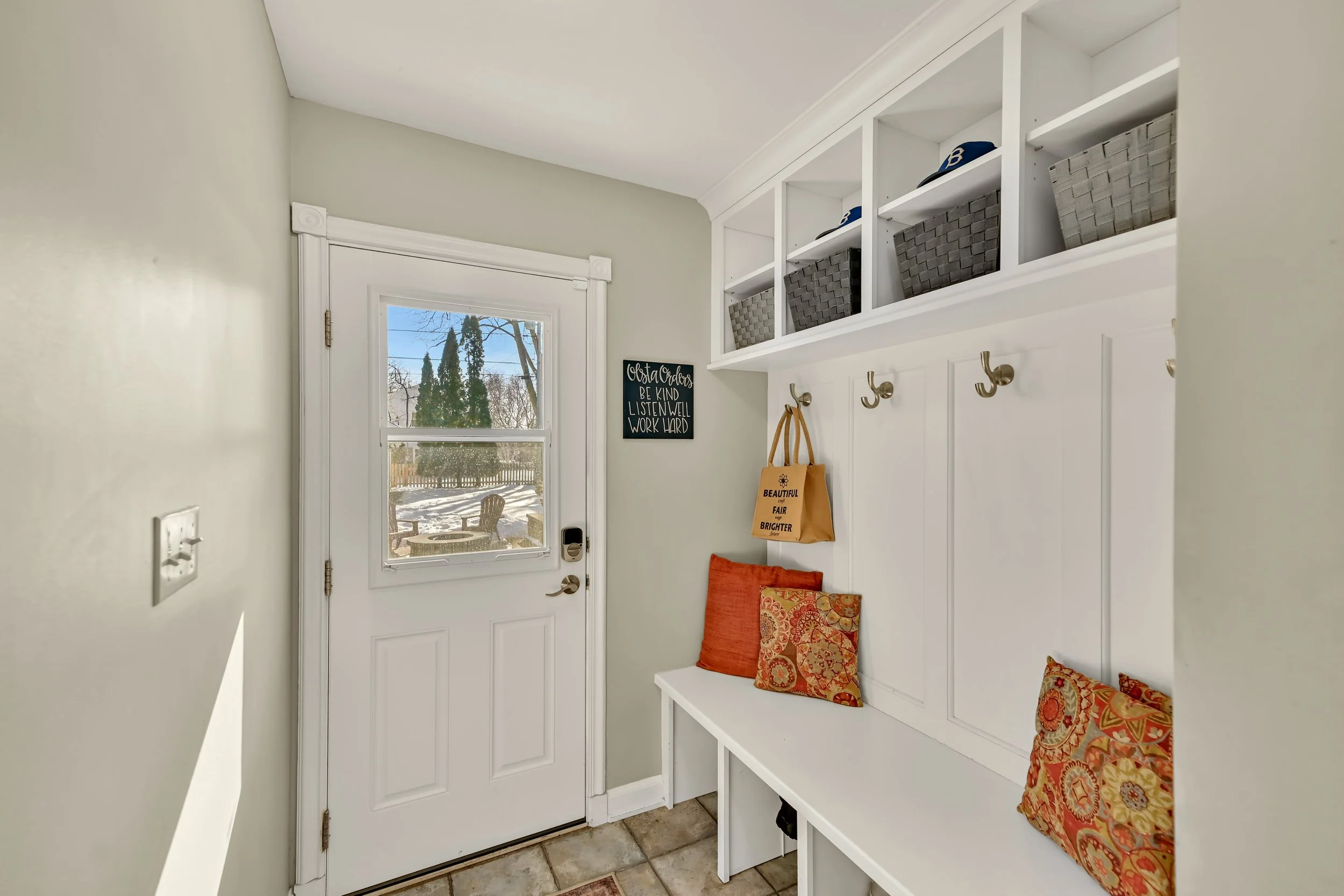 mudroom