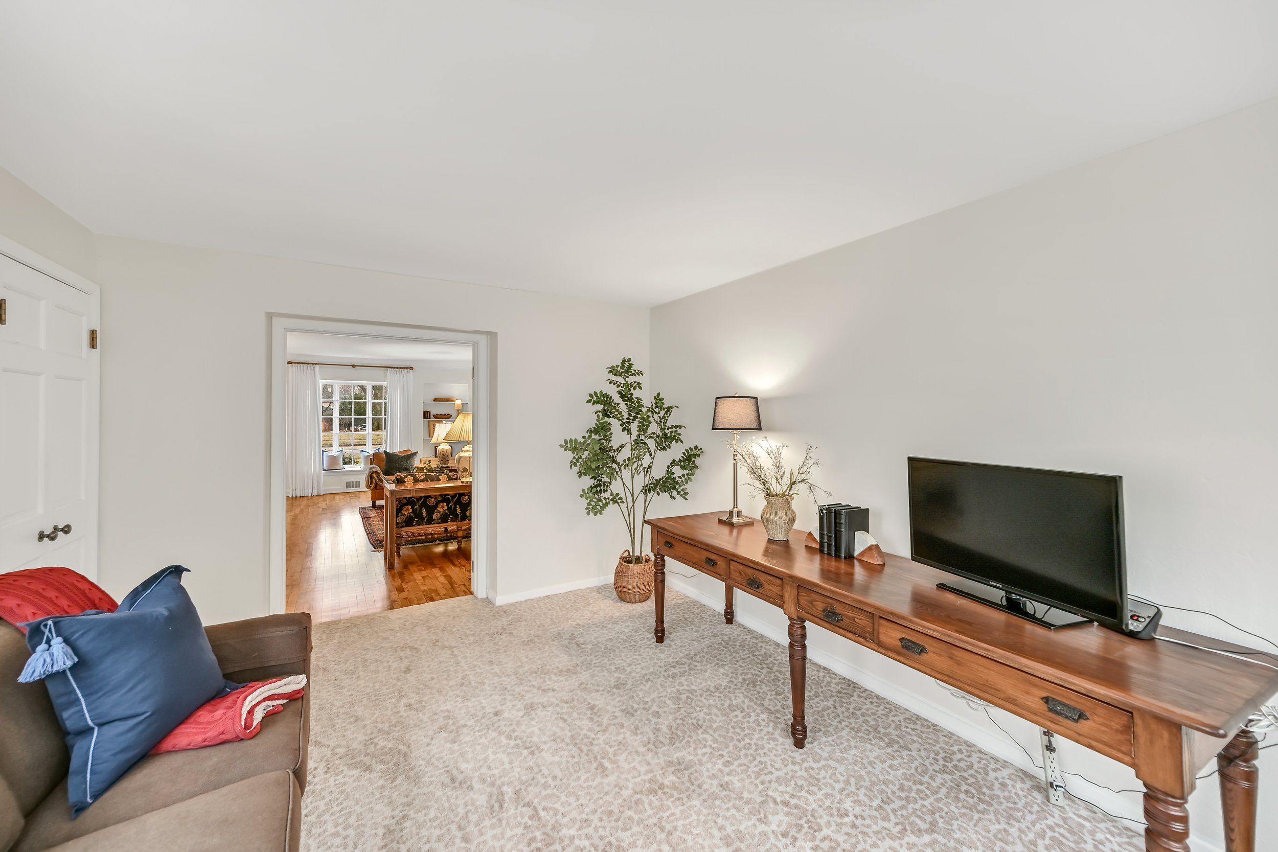 Family Room to Living room