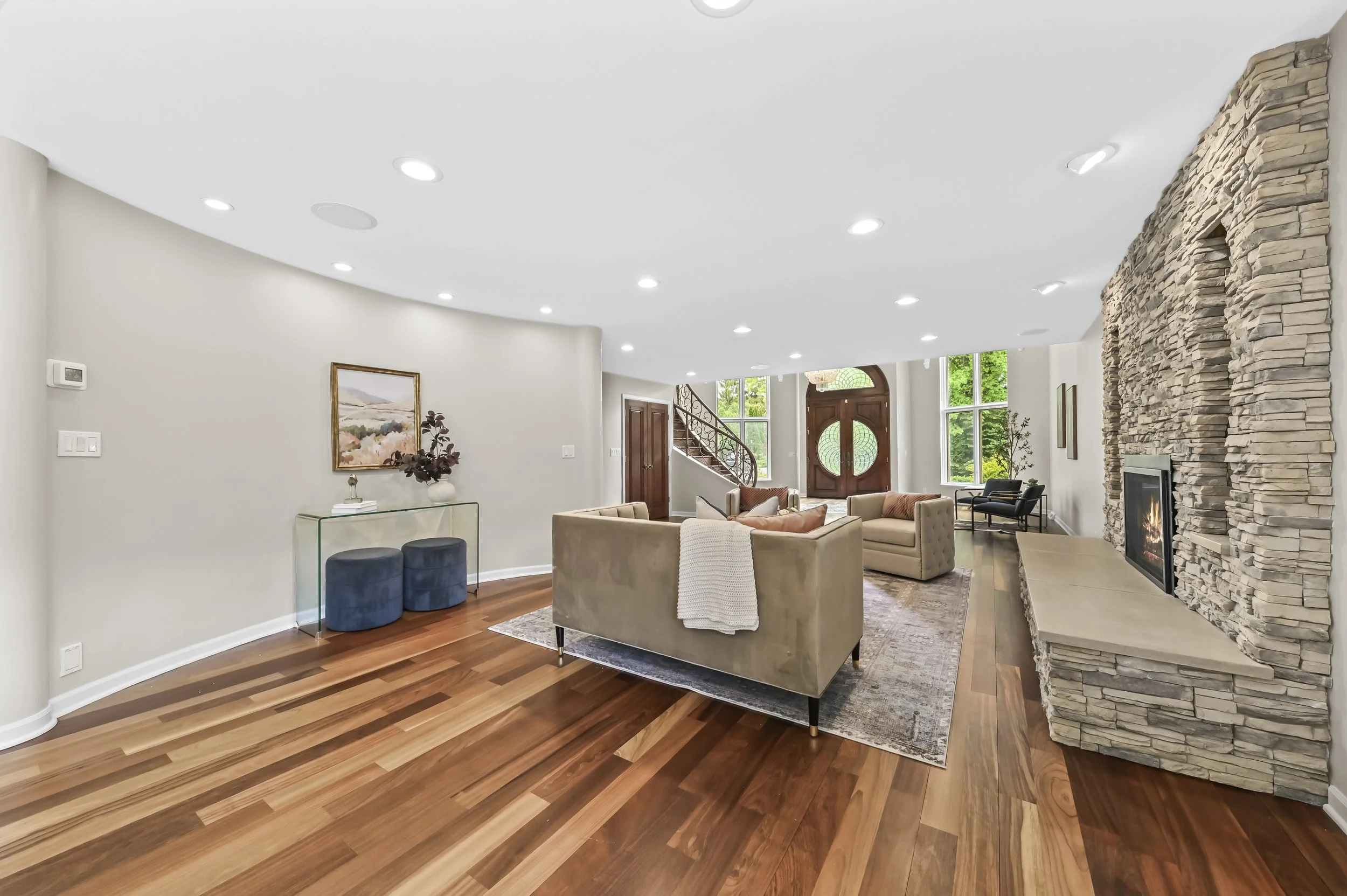 spacious living room