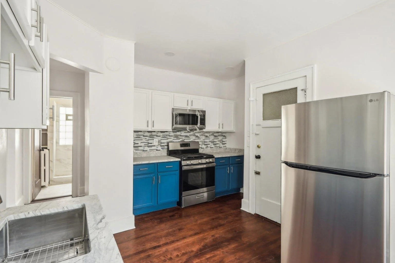 upper kitchen