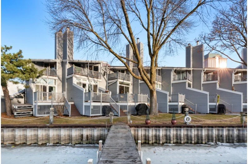 Downtown Milwaukee Luxury Condo River