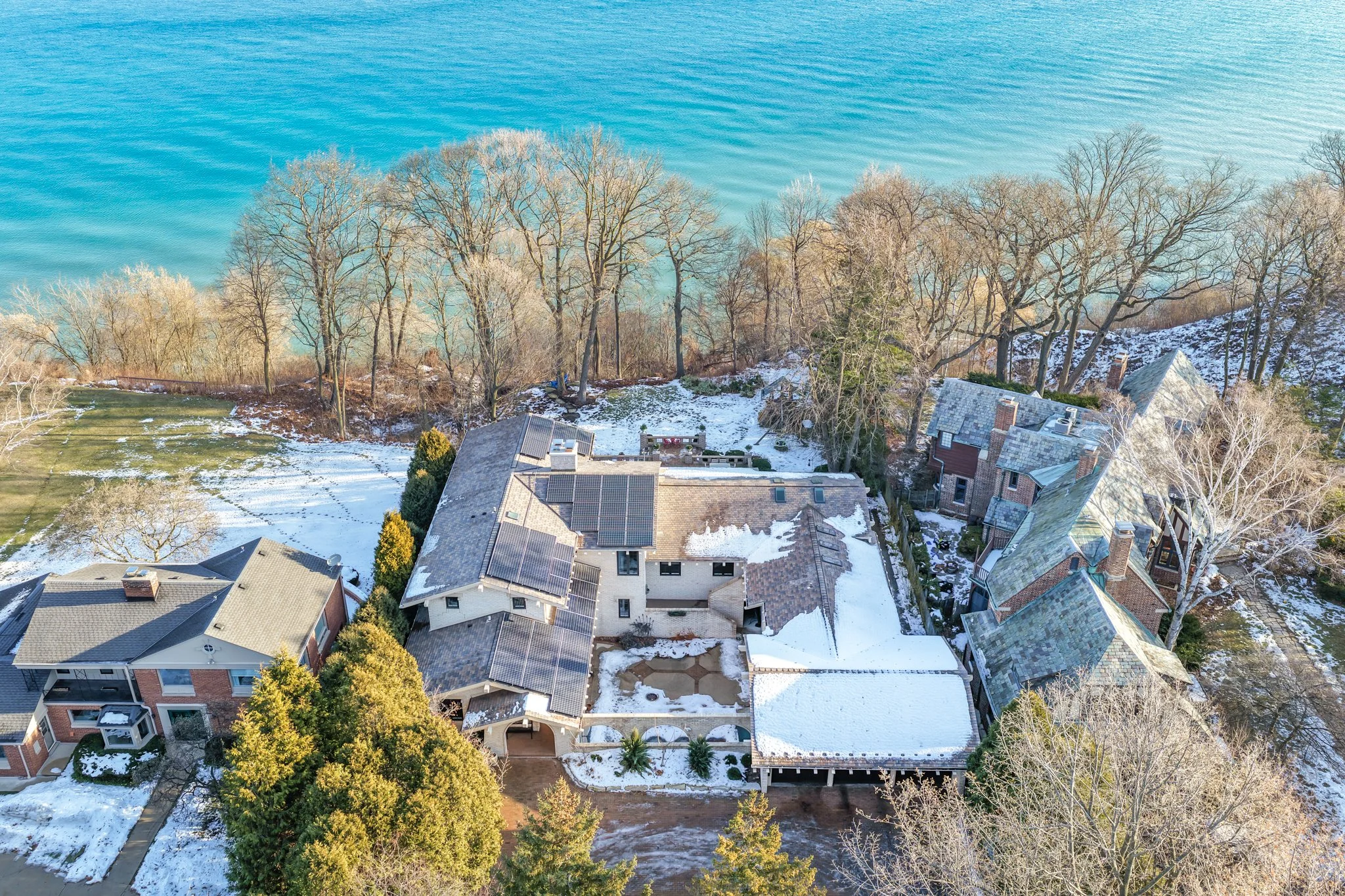 Whitefish Bay - $3,000,000