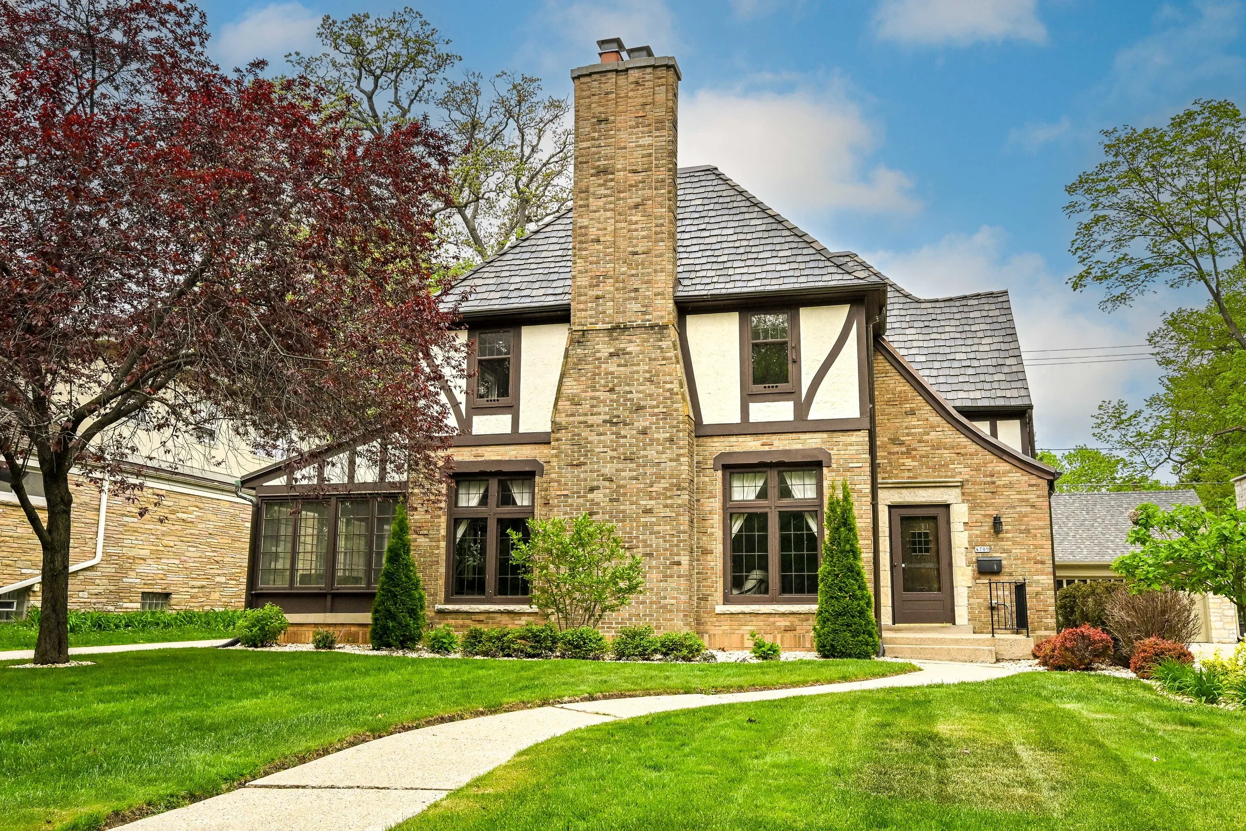 4709 N. Cramer St.
