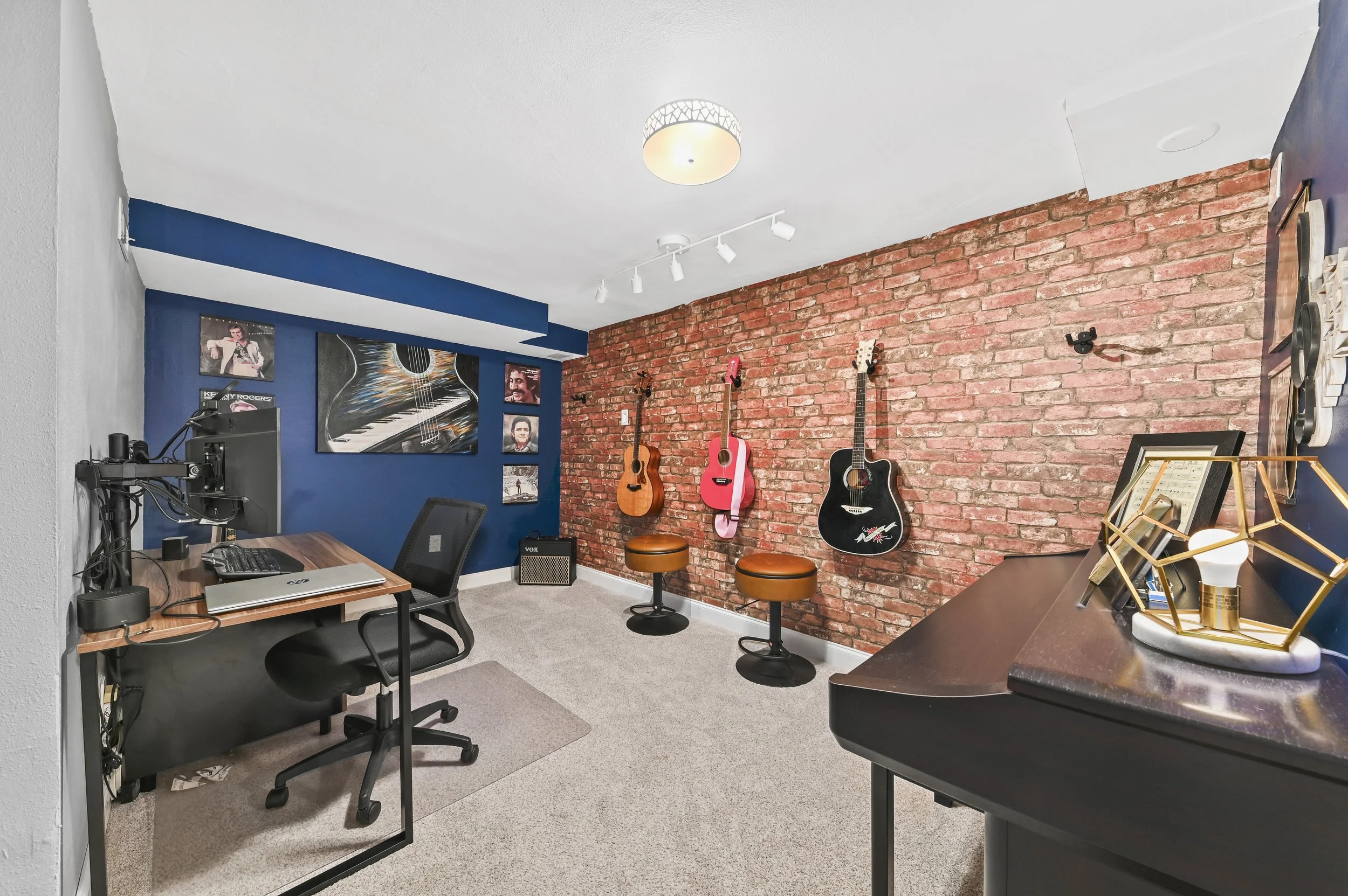 Whitefish Bay Luxury Home