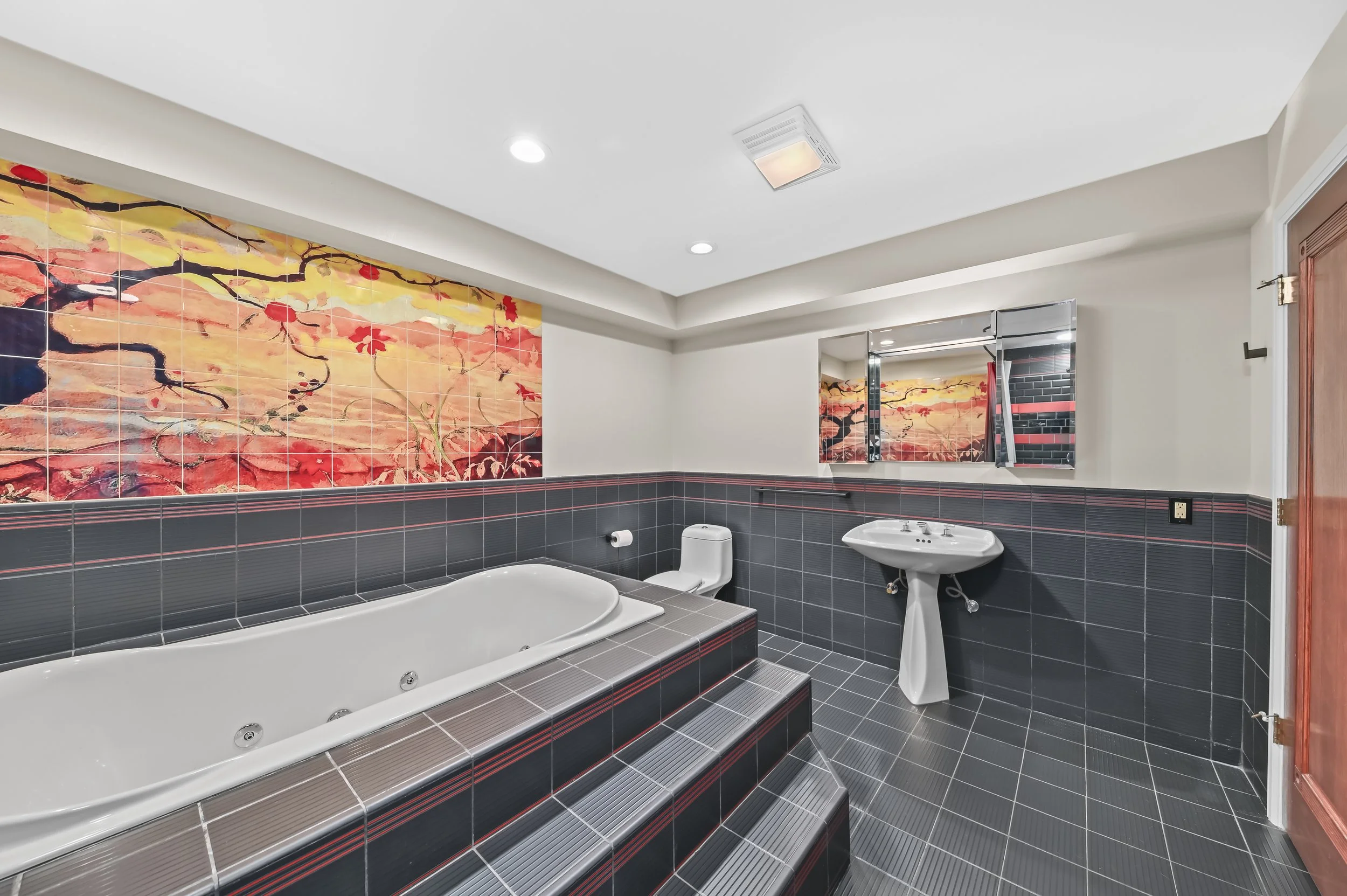 spa tub in first floor ensuite bath