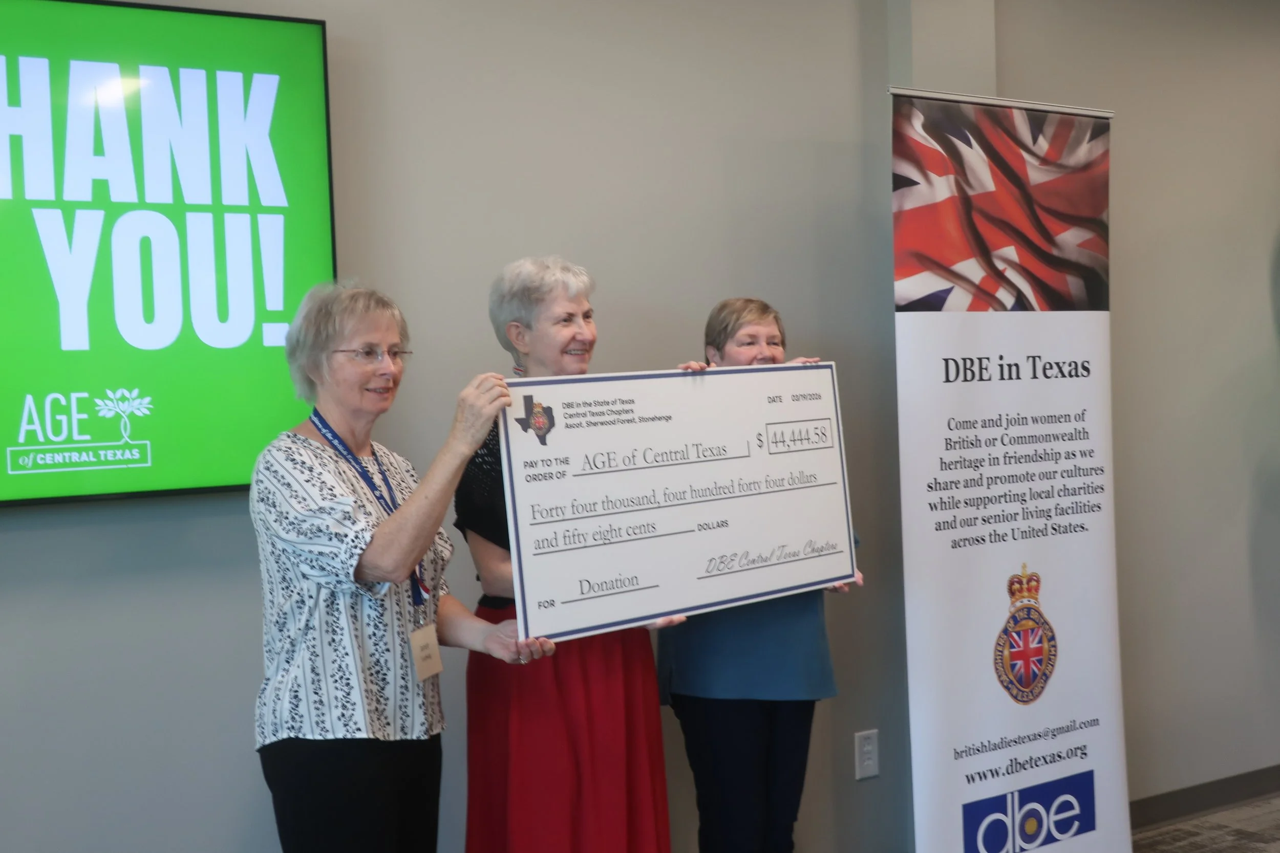 donating the MBH money: Sherwood Forest regent Janet Ludwig, me for Stonehenge, Margaret Paynter for Ascot 