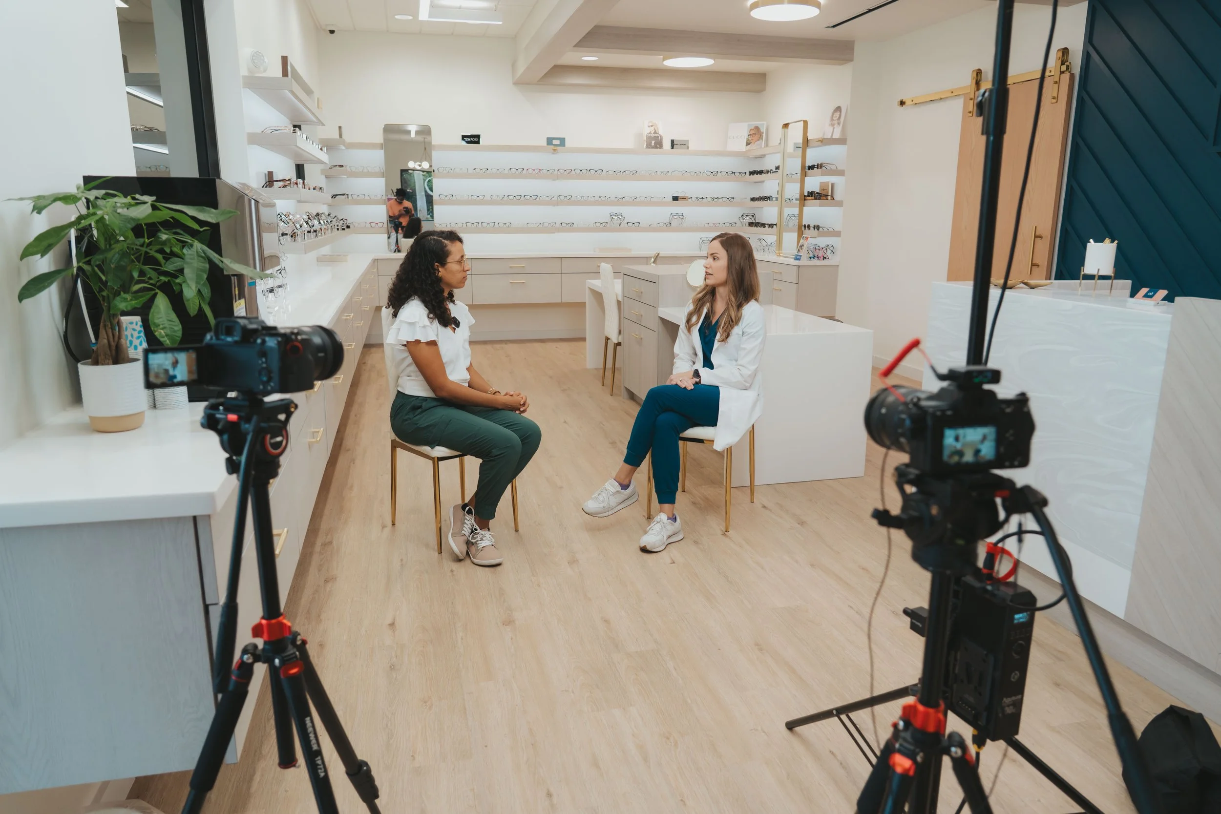 🎙️ Podcast, Course & Thought Leadership Video Production