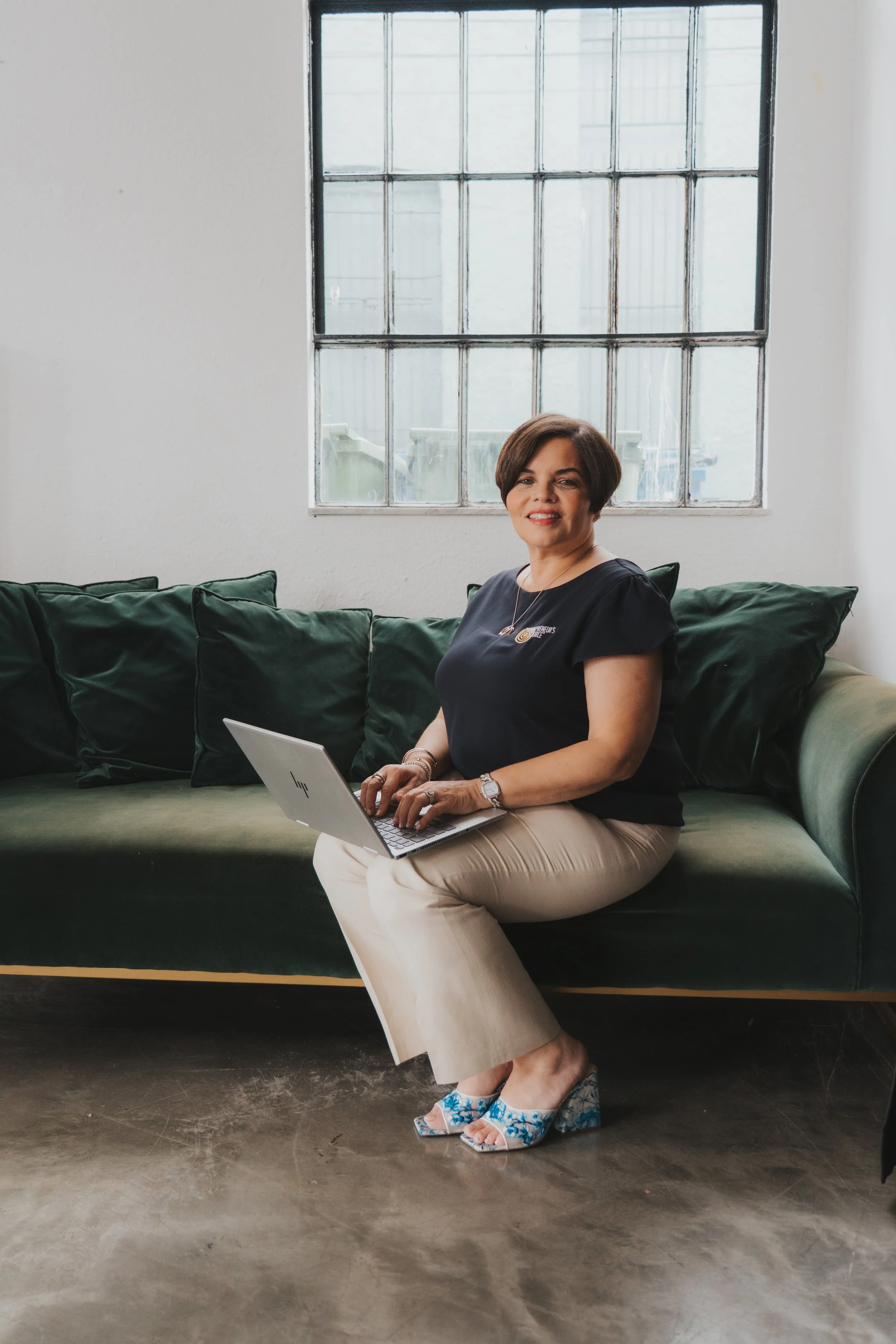 044 - Stacey Divers-Turner - Brand Photos.jpg