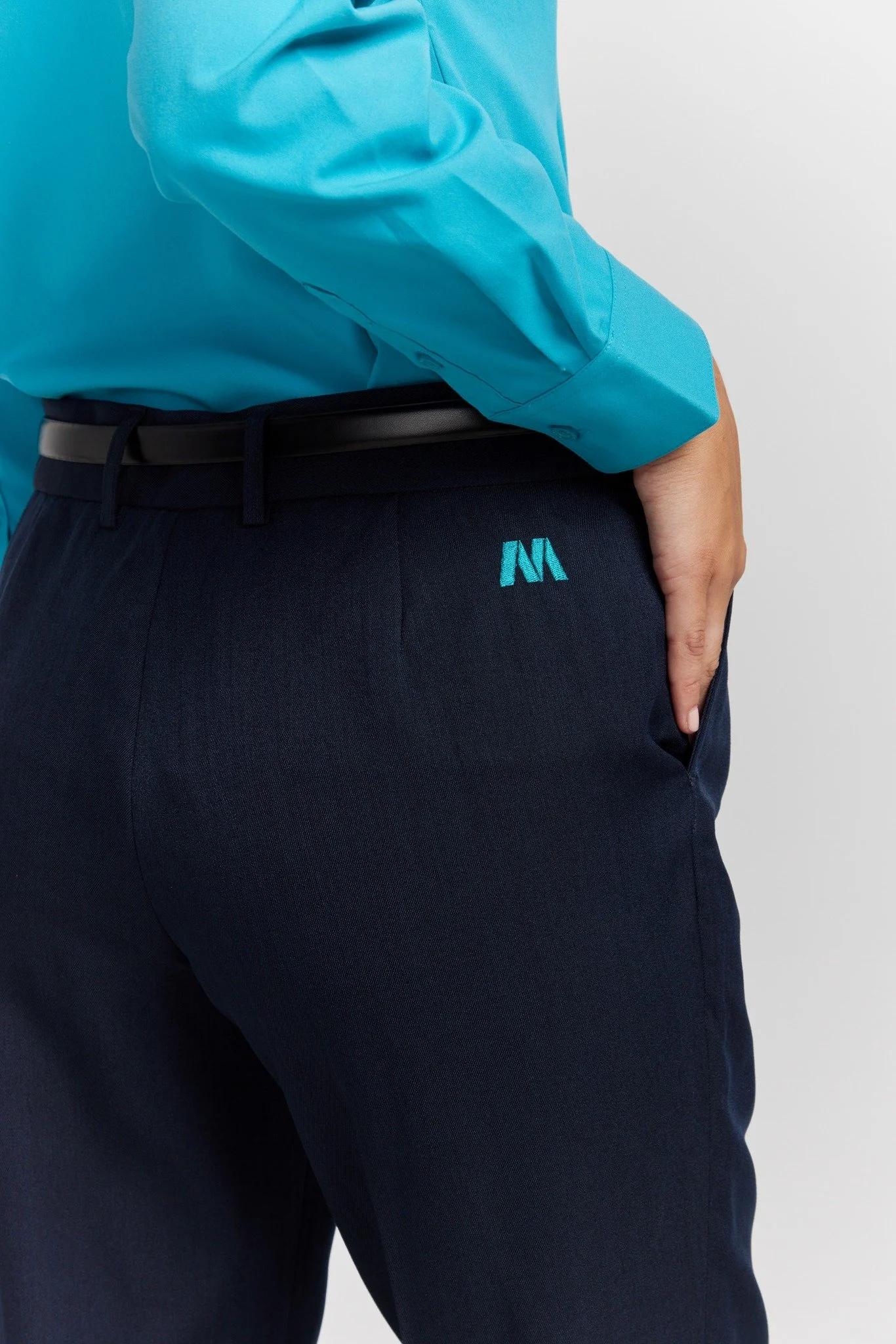 Trusted by the people behind @metrotrainsydney 🚄

Our uniforms are made to keep you on track, whether you&rsquo;re on the move or on the platform.

#DinaUniforms #FitForYourTeam