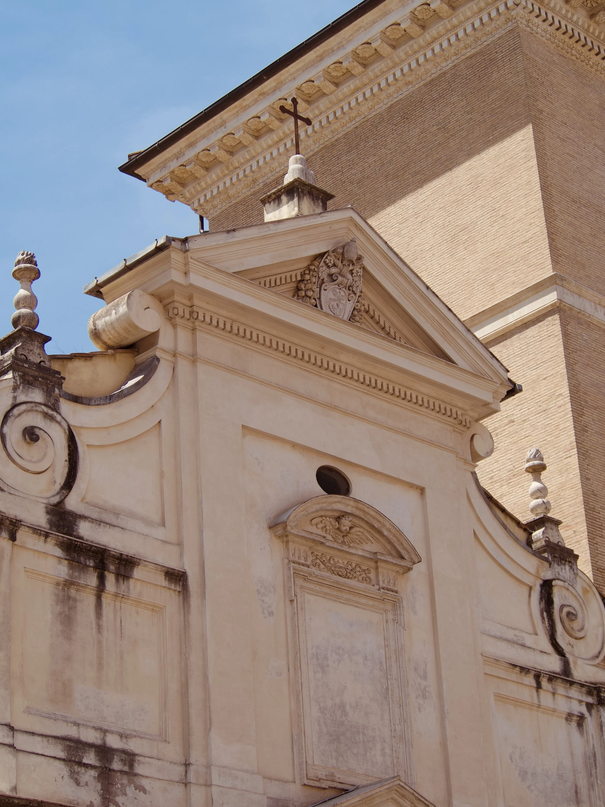 where to stay in Rome.