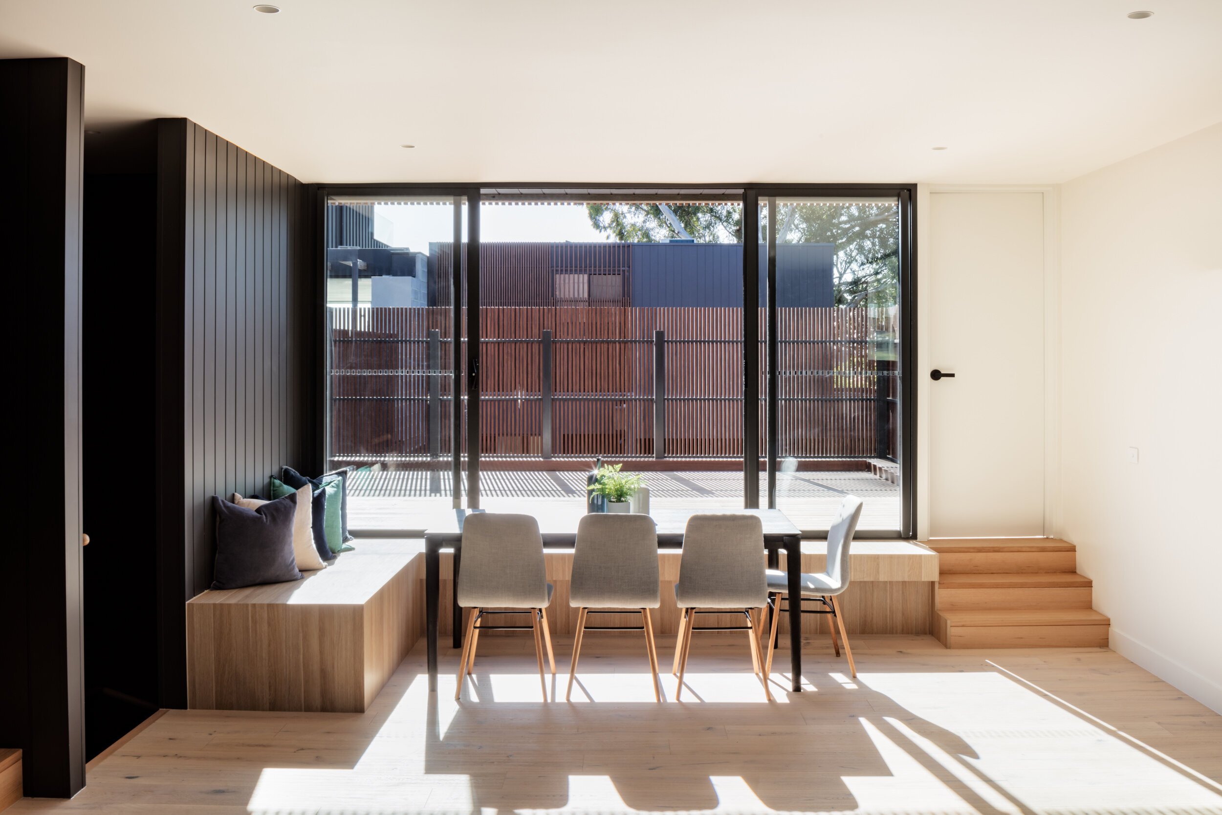 Pitch_Architecture_ToorongaTownhouse_10.jpeg