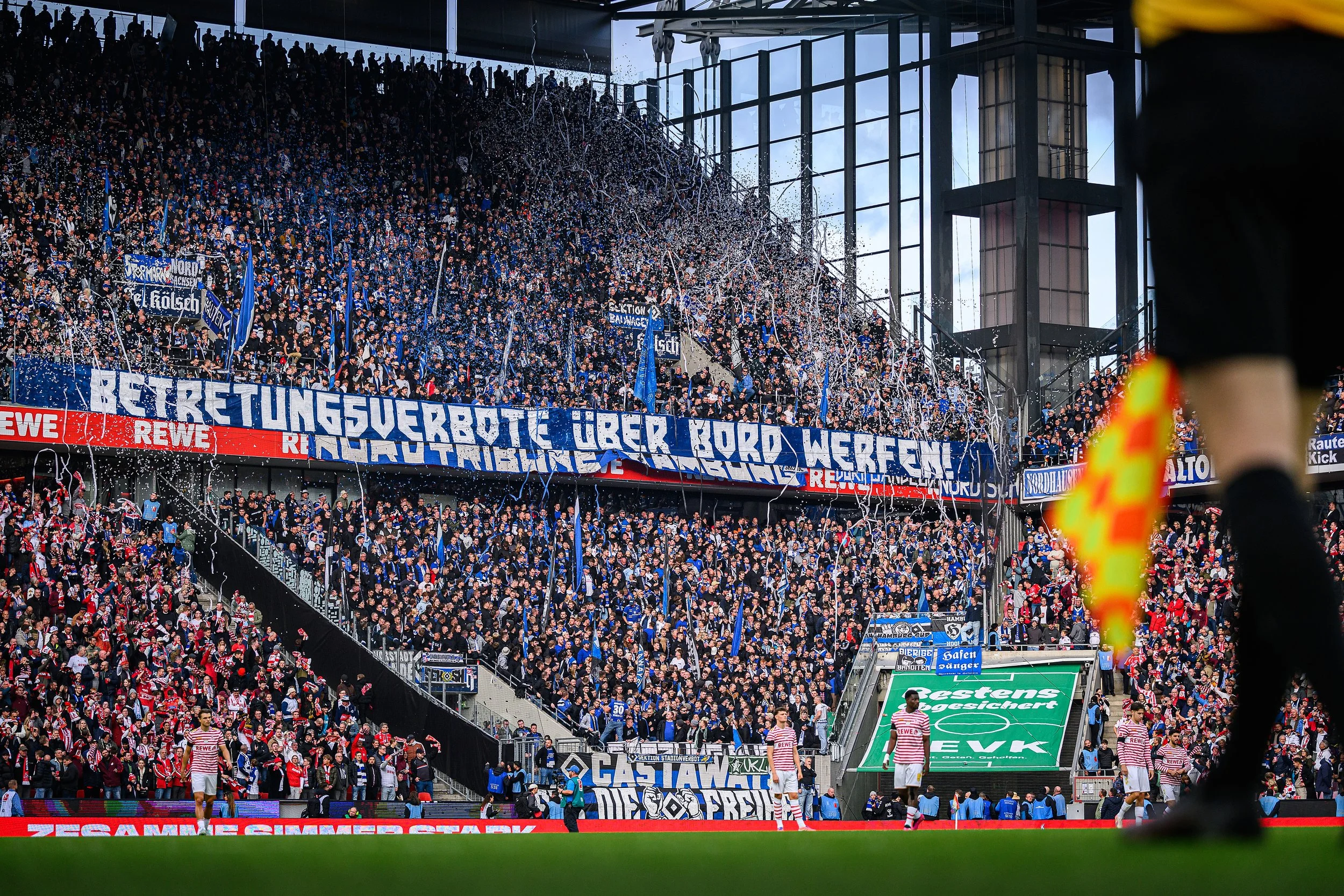 Fußball I Herren I Saison 2025-2026 I Bundesliga I 9. Spieltag I 1. FC Köln - Hamburger SV I 02.11.2025 I Photo by Henning Rohlfs254865.JPG