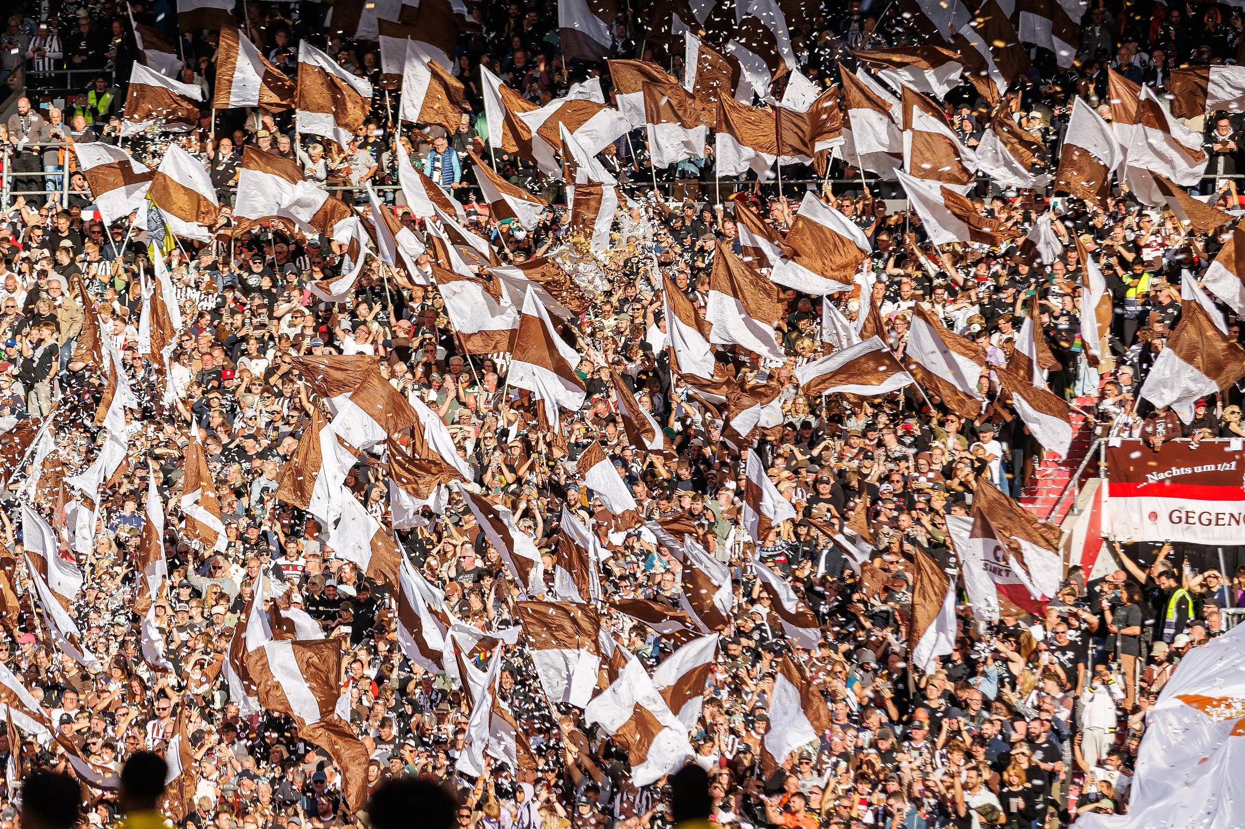 Fußball I Herren I Saison 2025-2026 I Bundesliga I 1. Spieltag I FC St. Pauli - Borussia Dortmund I 23.08.2025 I Photo by Henning Rohlfs202148A.JPG