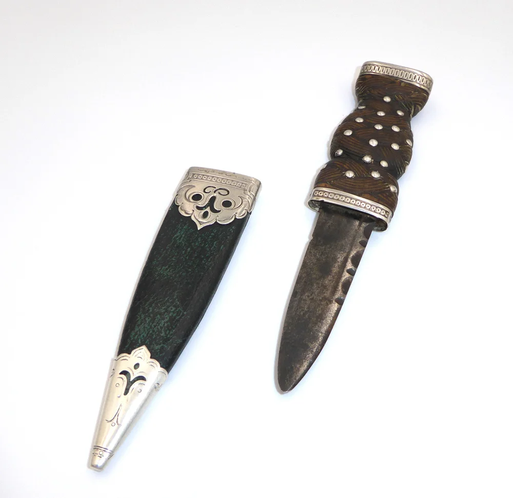 A Victorian Scottish provincial silver mounted sgian dubh, by James  William Ferguson trading as Fe — Christie