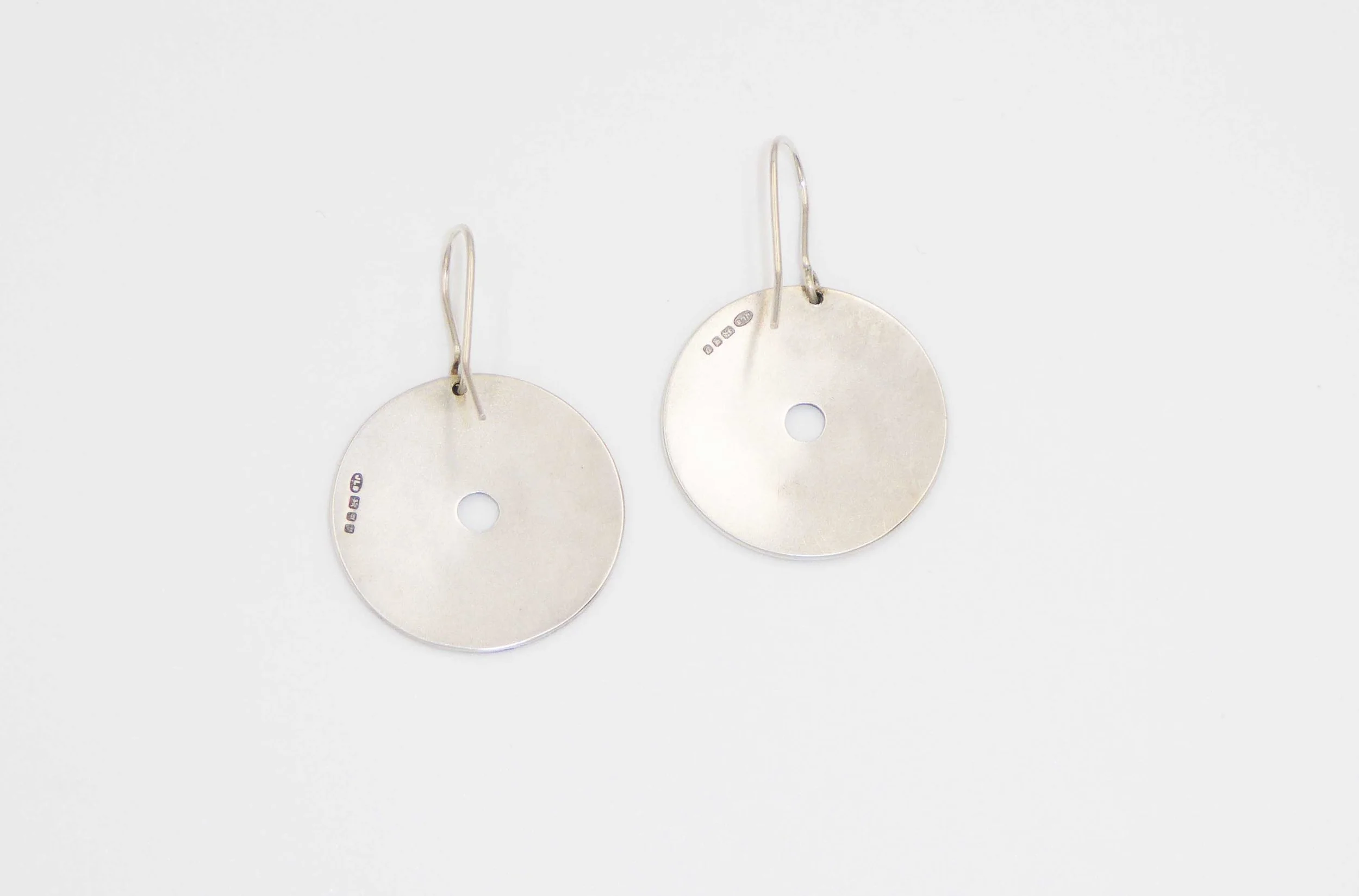 Silver and enamel circular drop earrings by Jane Moore, Leamington Spa, hallmarked London, 1994 - reverse
