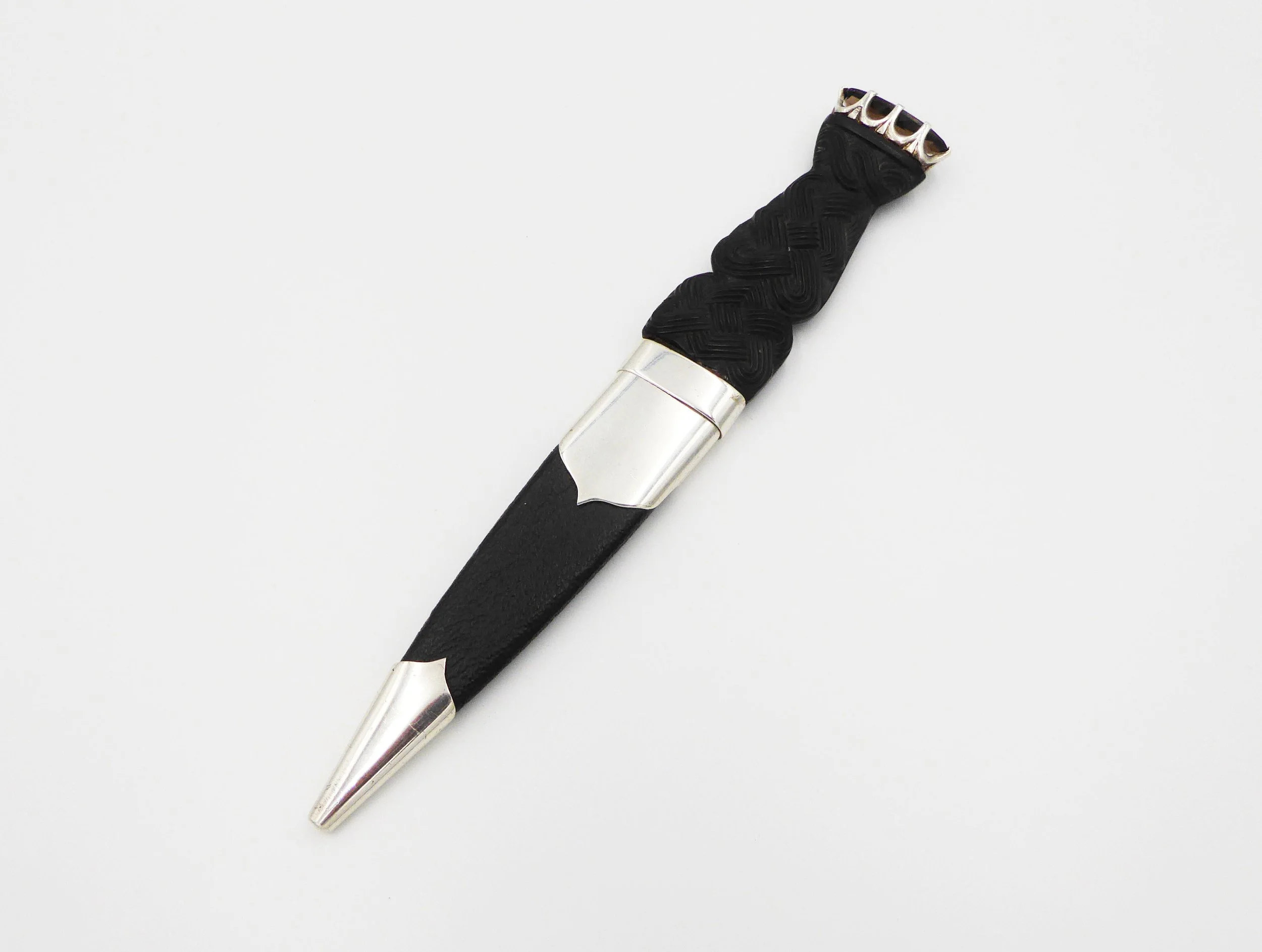 vintage Scottish silver mounted sgian dubh by Thomas K. Ebbutt, Edinburgh, 1982  - front 2
