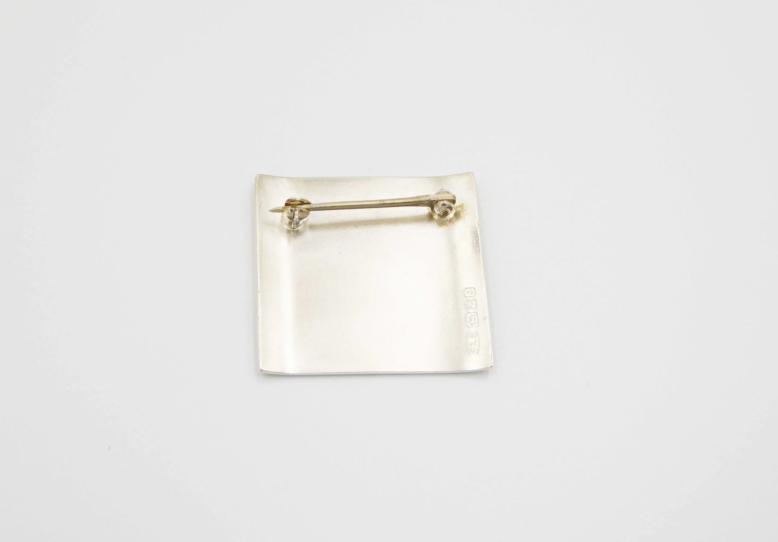 Silver and enamel ‘creature’ brooch by Jane Moore, Leamington Spa, hallmarked London, 1992 - reverse