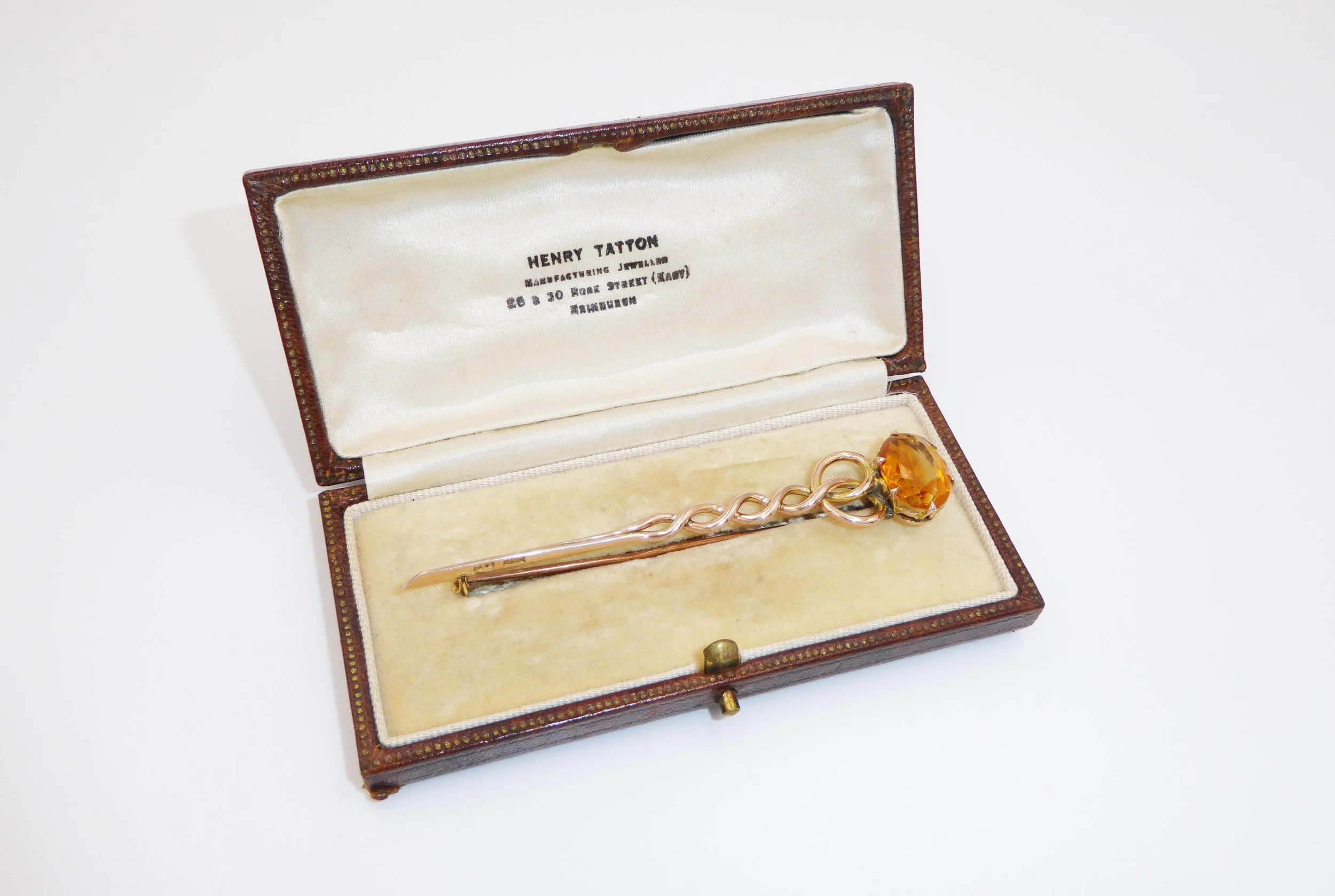 Gold Antique Kilt Pin by Jamieson & Carry, Aberdeen