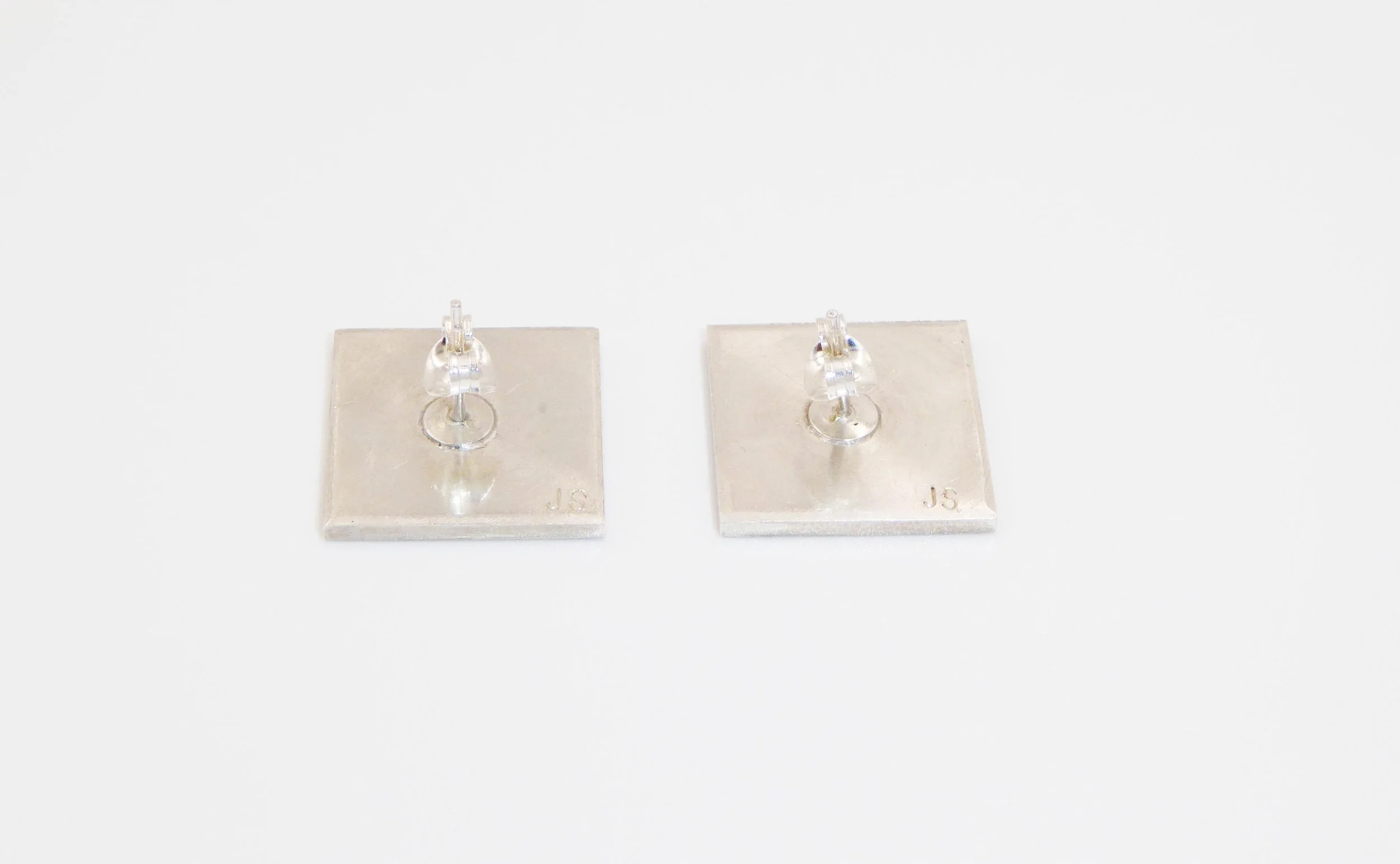 Enamel stud earrings by Jane Short, Brighton, c.1988 - reverse