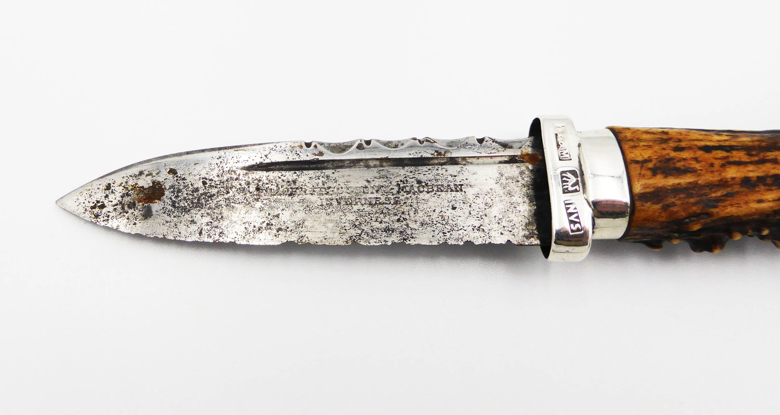 An antique Scottish provincial silver mounted sgian dubh by Alexander Fraser, trading as Fraser, Ferguson & MacBean, Inverness, circa 1907–1939 - blade