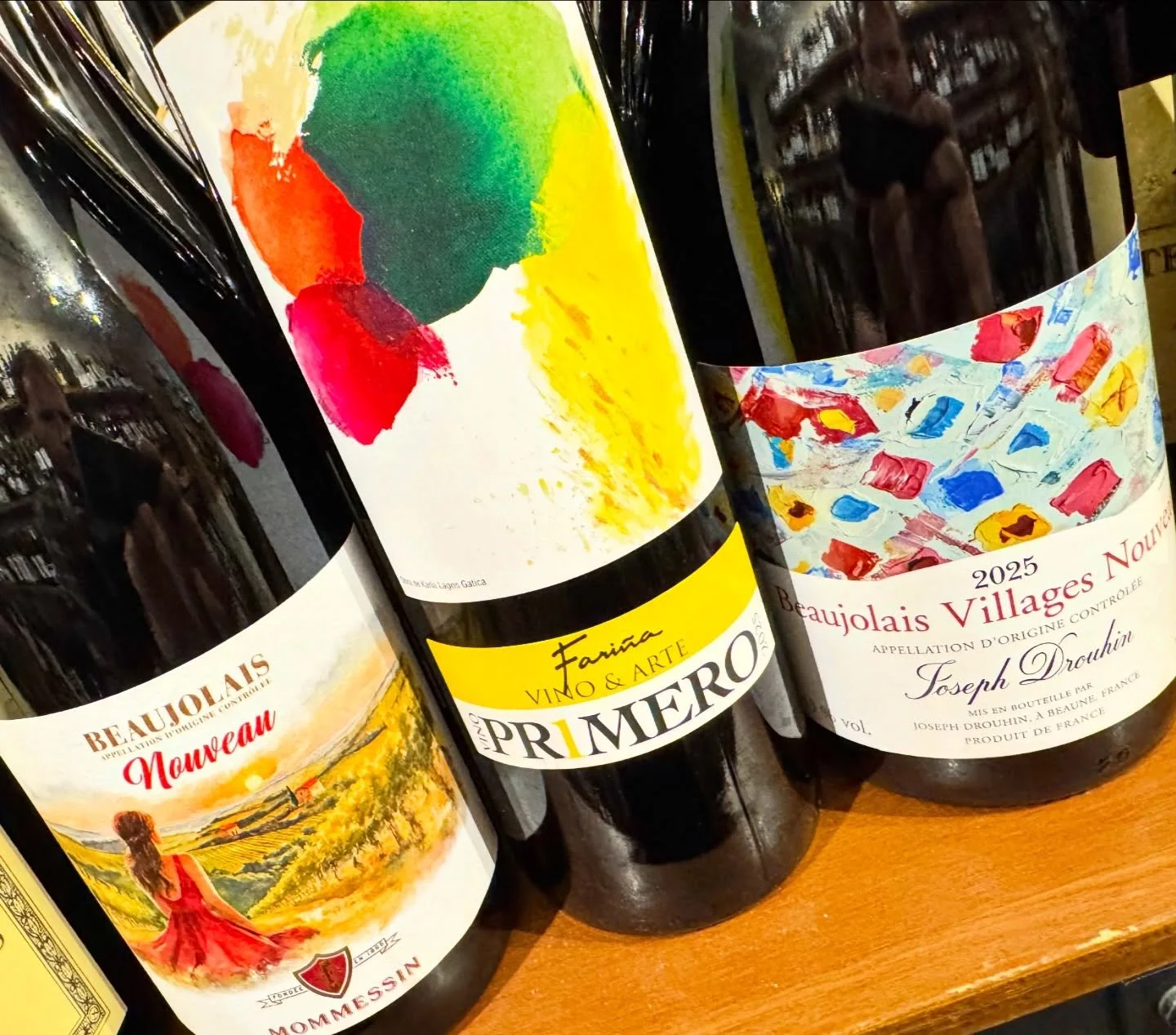 Beaujolais Nouveau est arrivee and El Primero ha llegado. The newest, juiciest, most youthful wines have been released. Who will be the first to get their hands on them! // El Beaujolais Nouveau est arrivee y El Primero ha llegado. Se han lanzado los