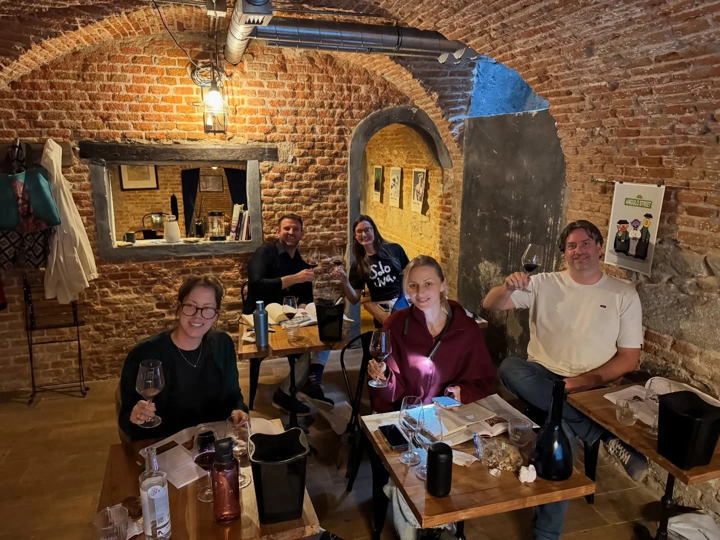 Cheers to the end of our Spanish Wine Scholar course! Now our brave wine adventurers have a few weeks to study and all that&rsquo;s left is their exam, inevitable victory, and promotion to the status of SWS! // &iexcl;Brindemos por el final de nuestr