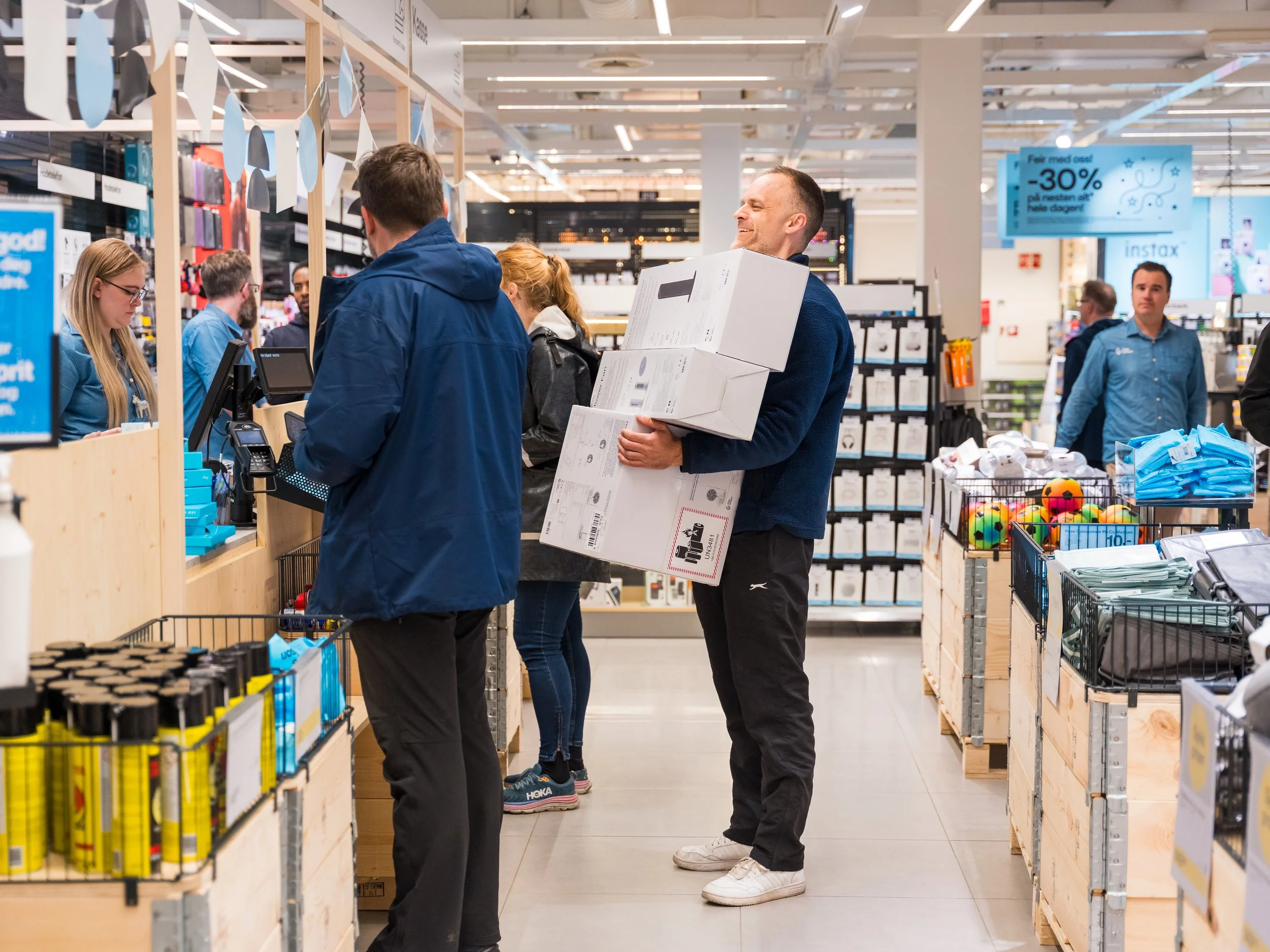 28.05.26-clas-ohlson-åpning-50.jpeg
