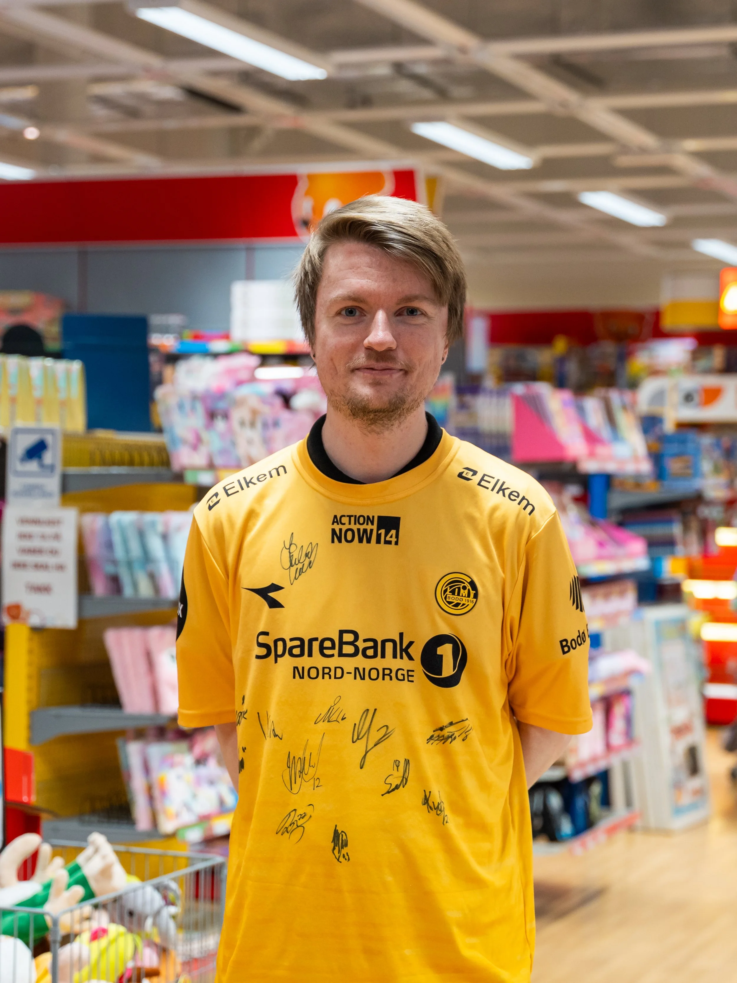 29.05.26-fotballtrøyefredag-13.jpg