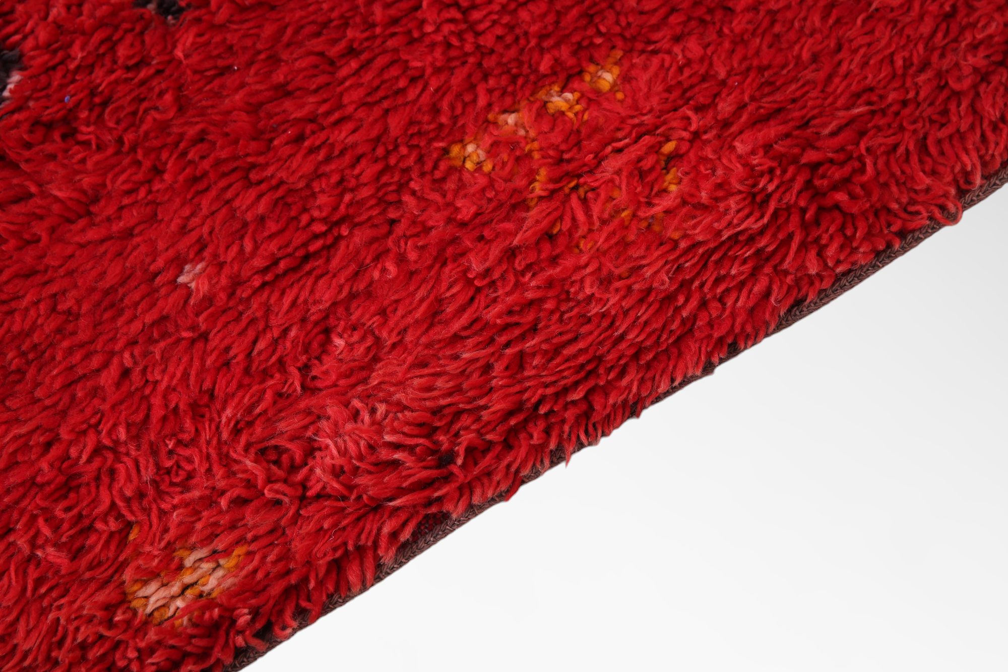 05_azrou-red.png
