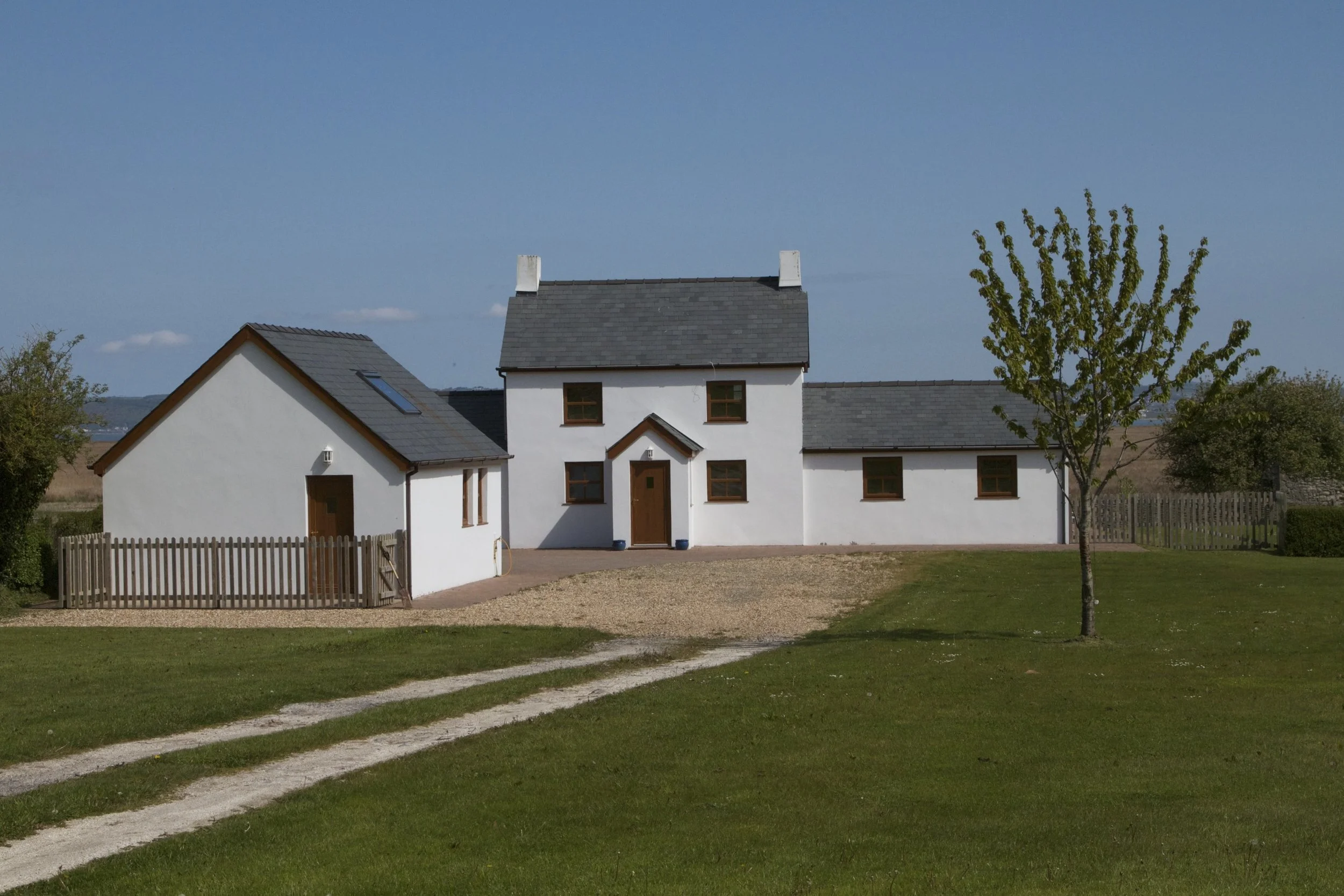 Avalon Architecture | Pensaerniaeth Afallon — Replacement dwelling on Gower built and project managed by RL.