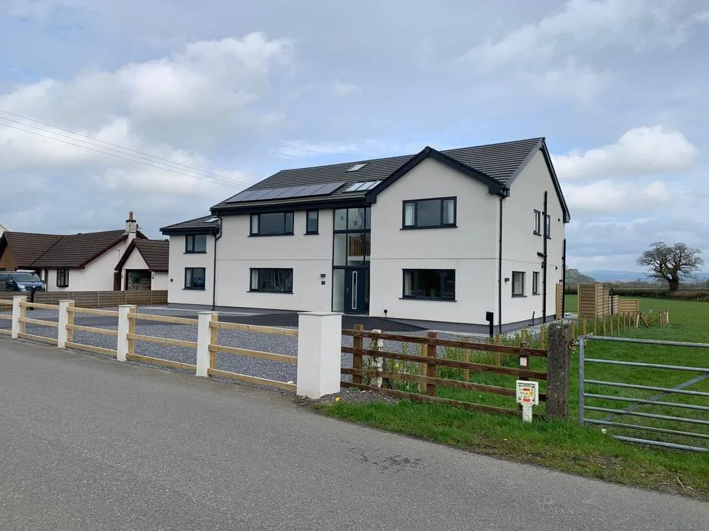 Avalon Architecture | Pensaerniaeth Afallon — Bungalow first floor extension and full renovation in Carmarthenshire. Worked on by HF while at Air Architecture and built and project managed by RL.