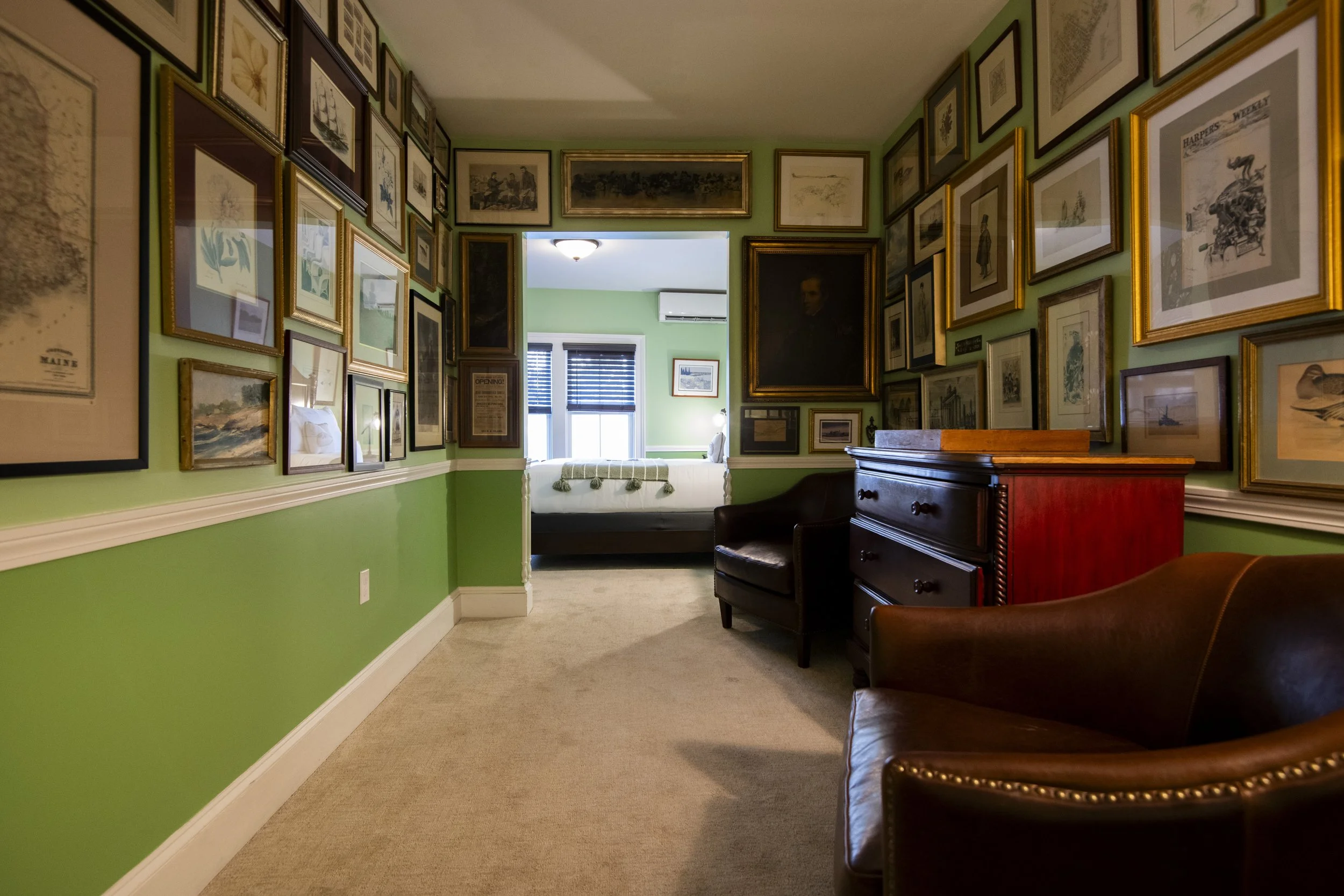 Primrose Inn Room 10.8.jpg