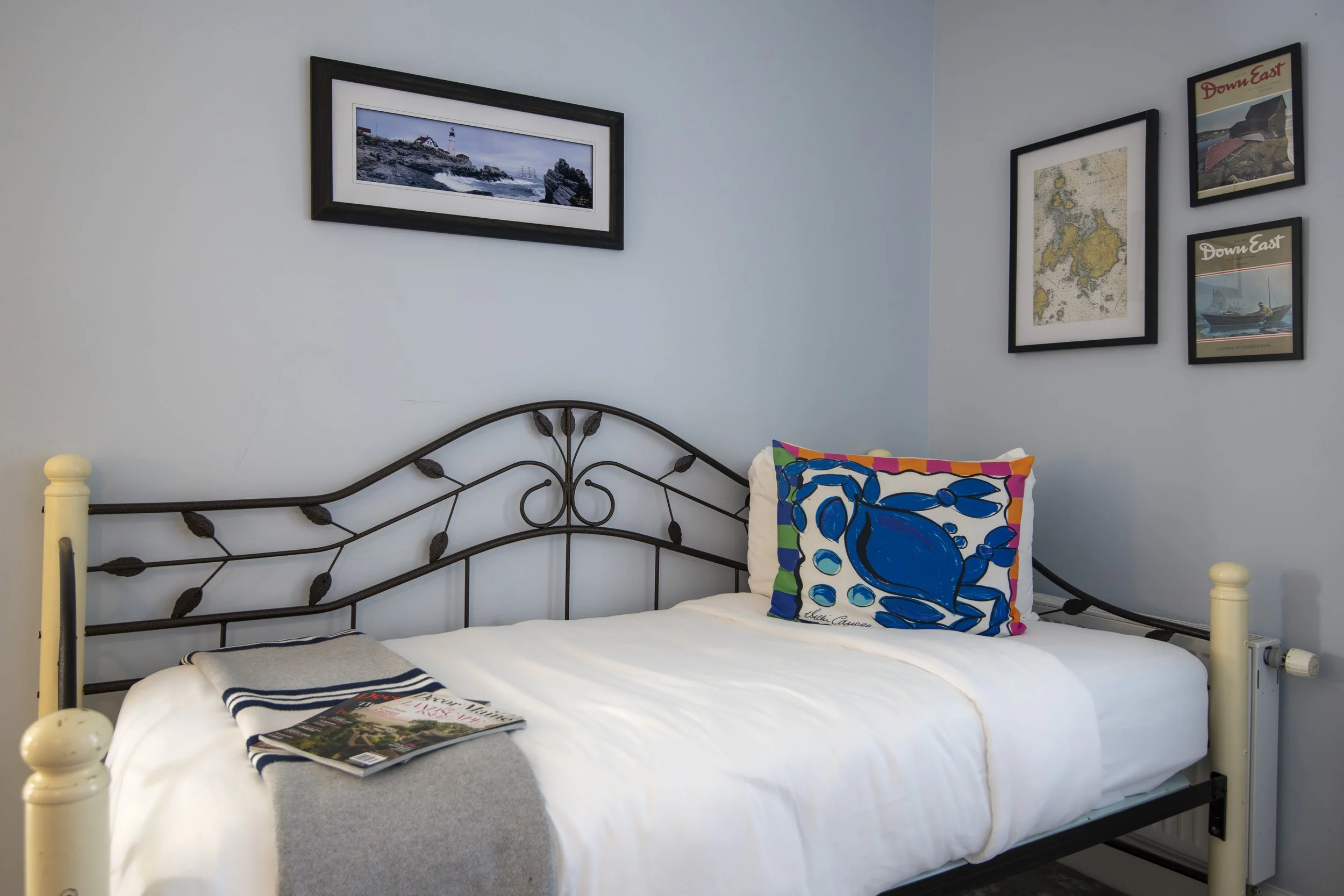 Primrose Inn Room 15.13.jpg