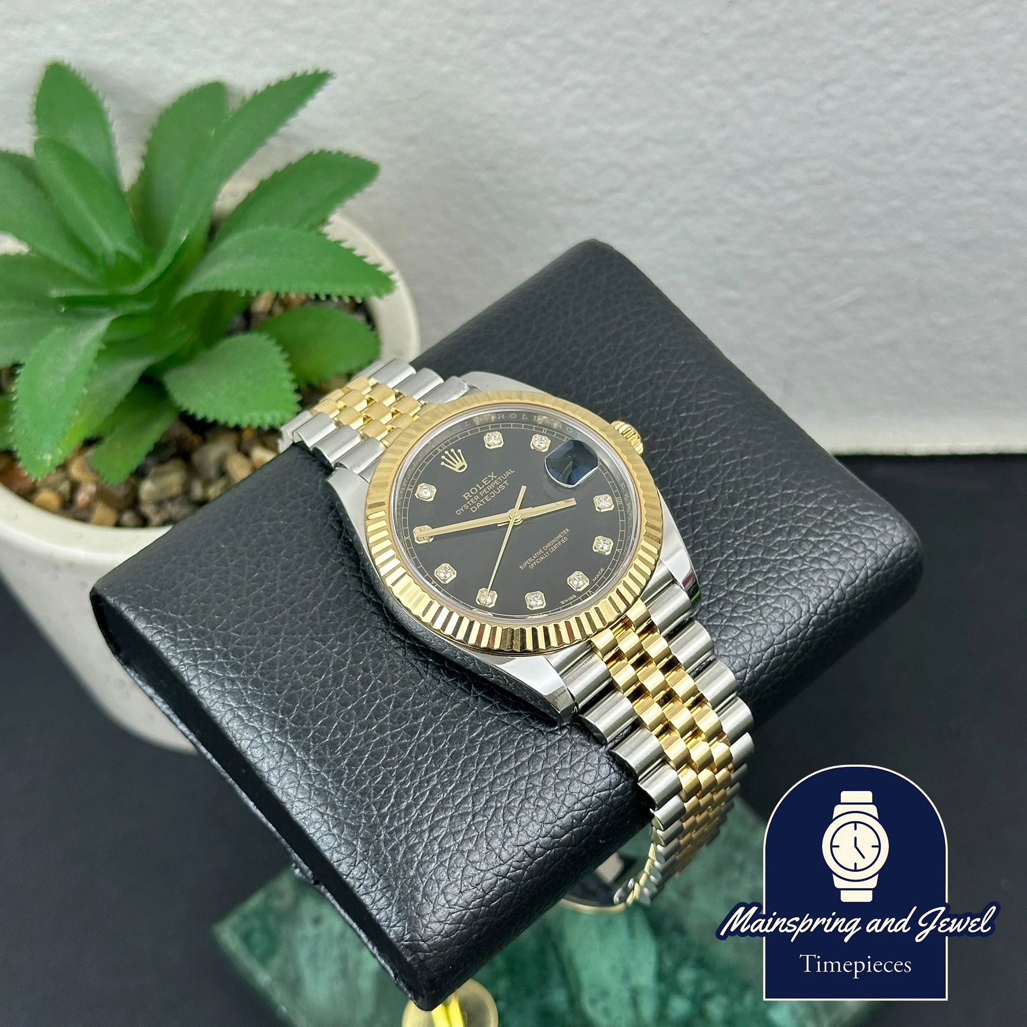 Rolex DateJust 41 - Two-Tone Yellow Gold - Fluted on Jubilee w/ Black Diamond Dial