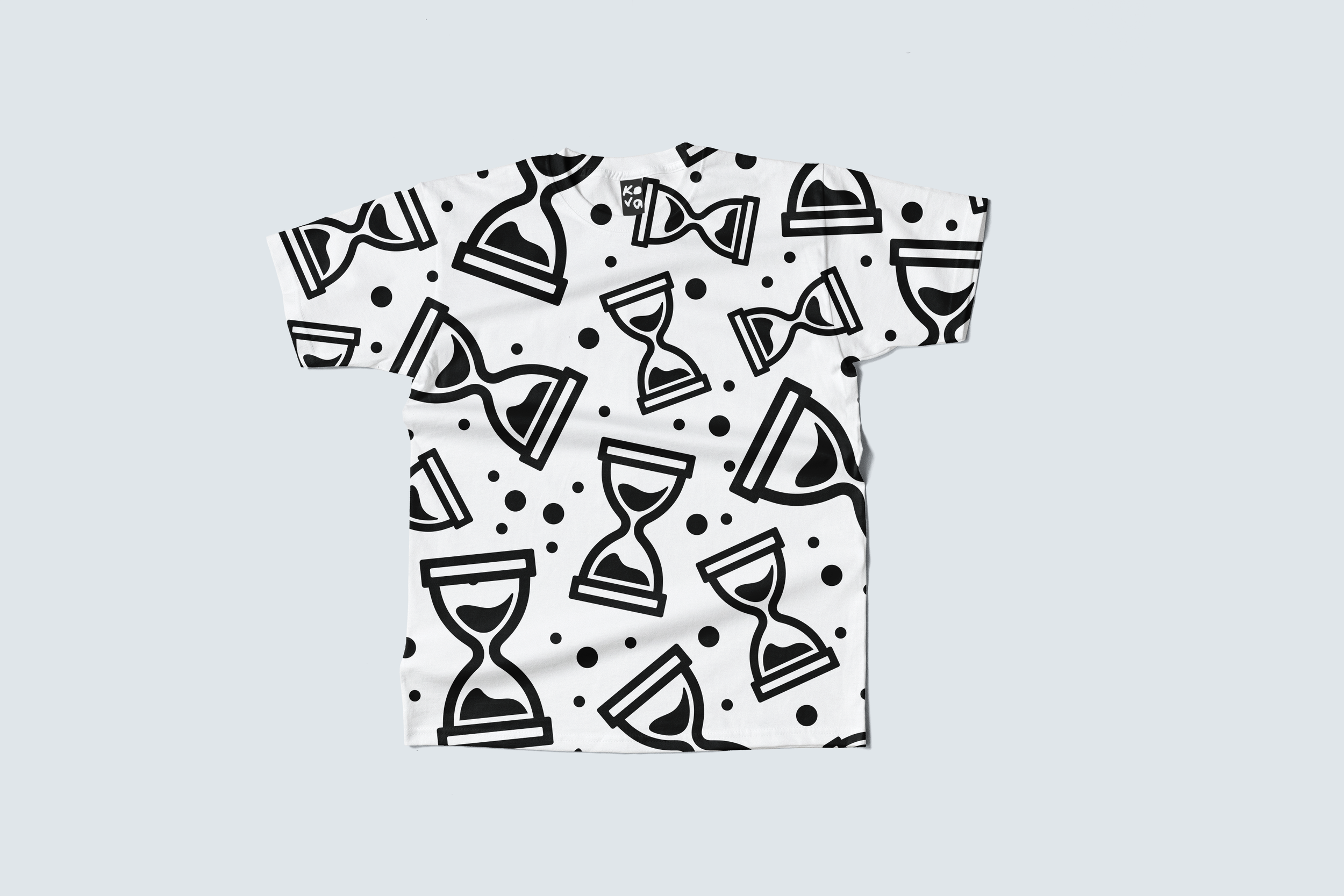 Tshirtmock_Triple3_Pattern4.png