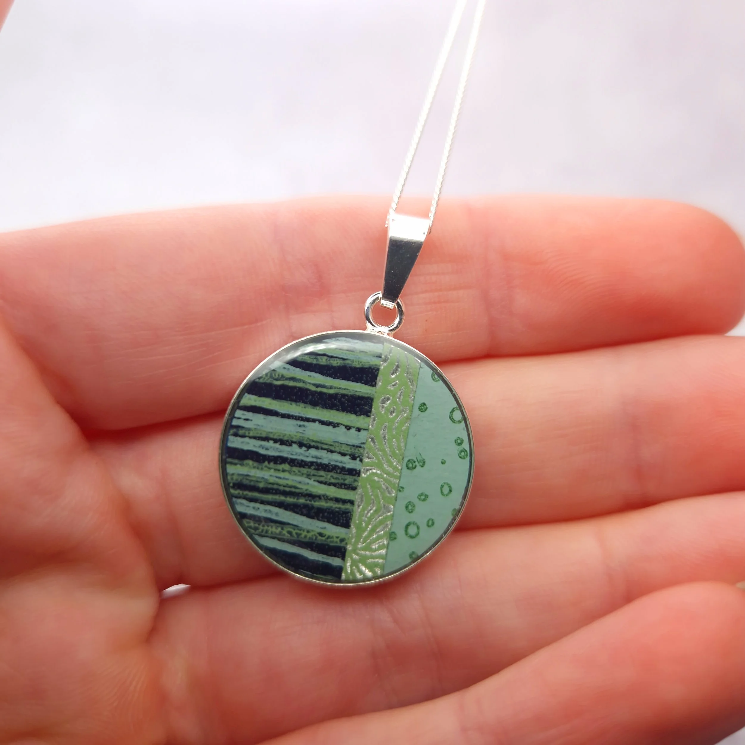 circle-pendant-sea-green (3).jpg
