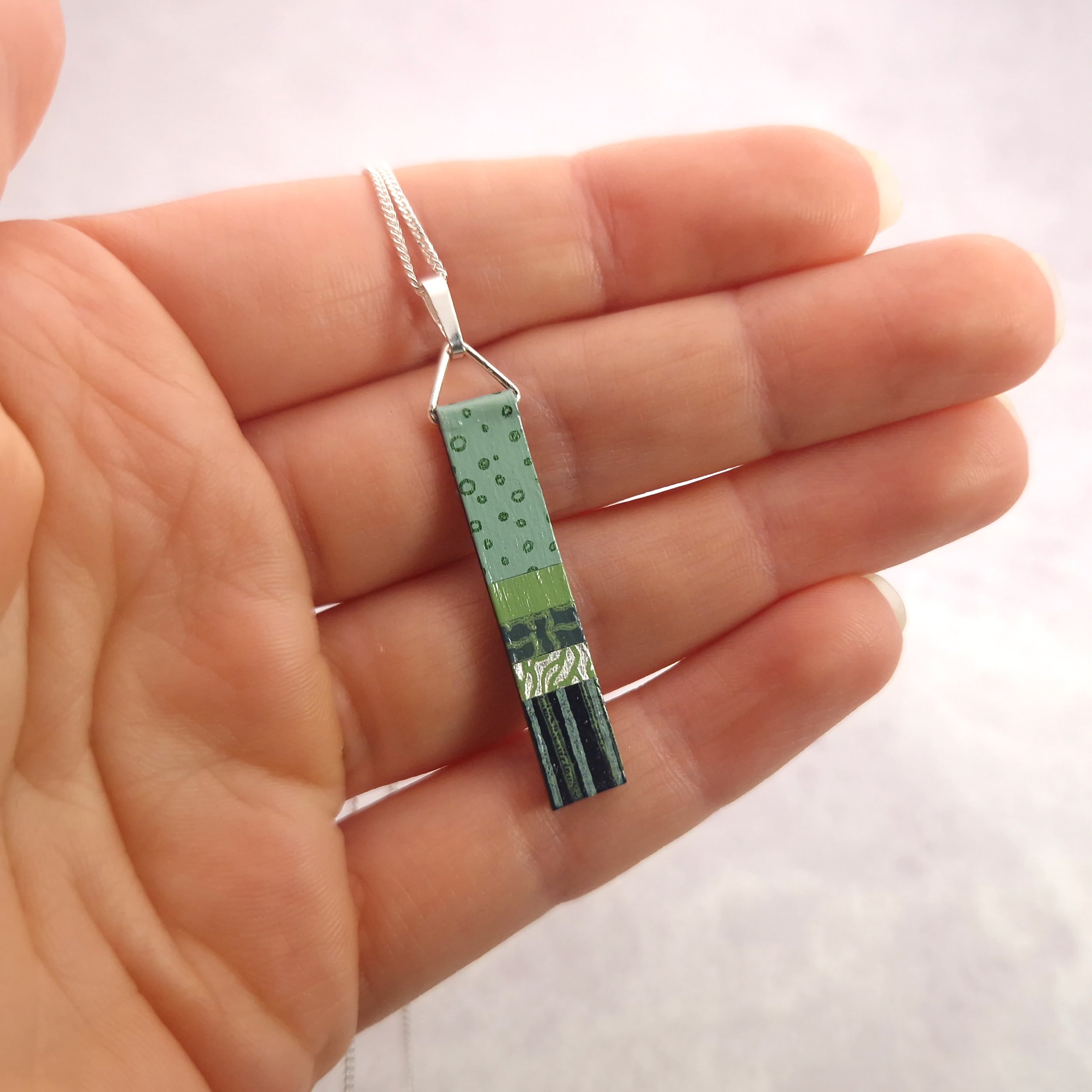 long-slim-pendant-sea-green (3).jpg