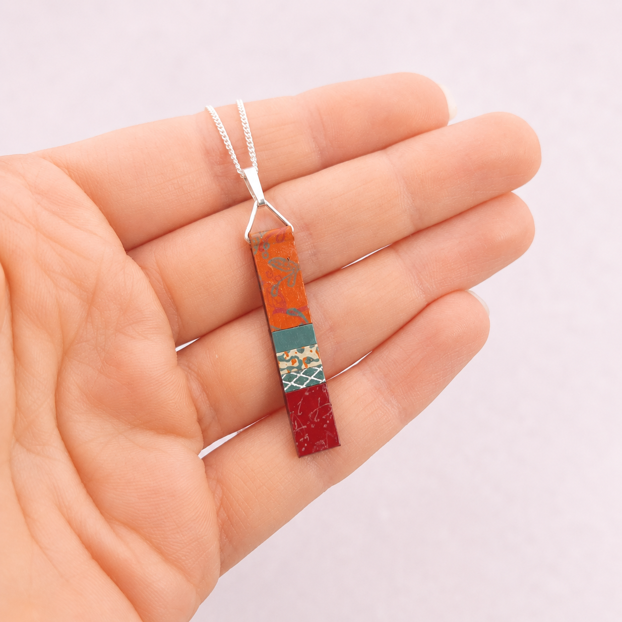 long-slim-pendant-atumn-orange.png
