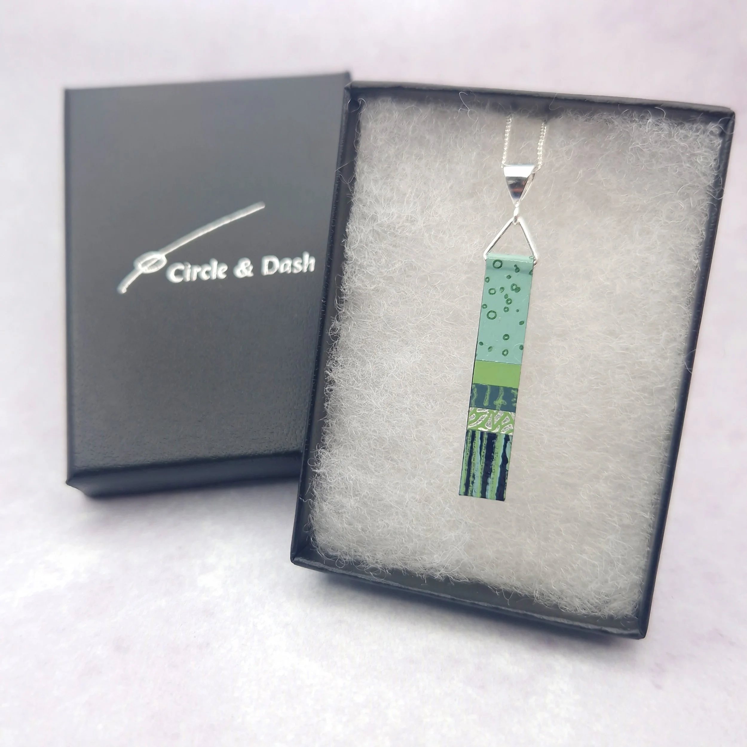 long-slim-pendant-sea-green (2).jpg