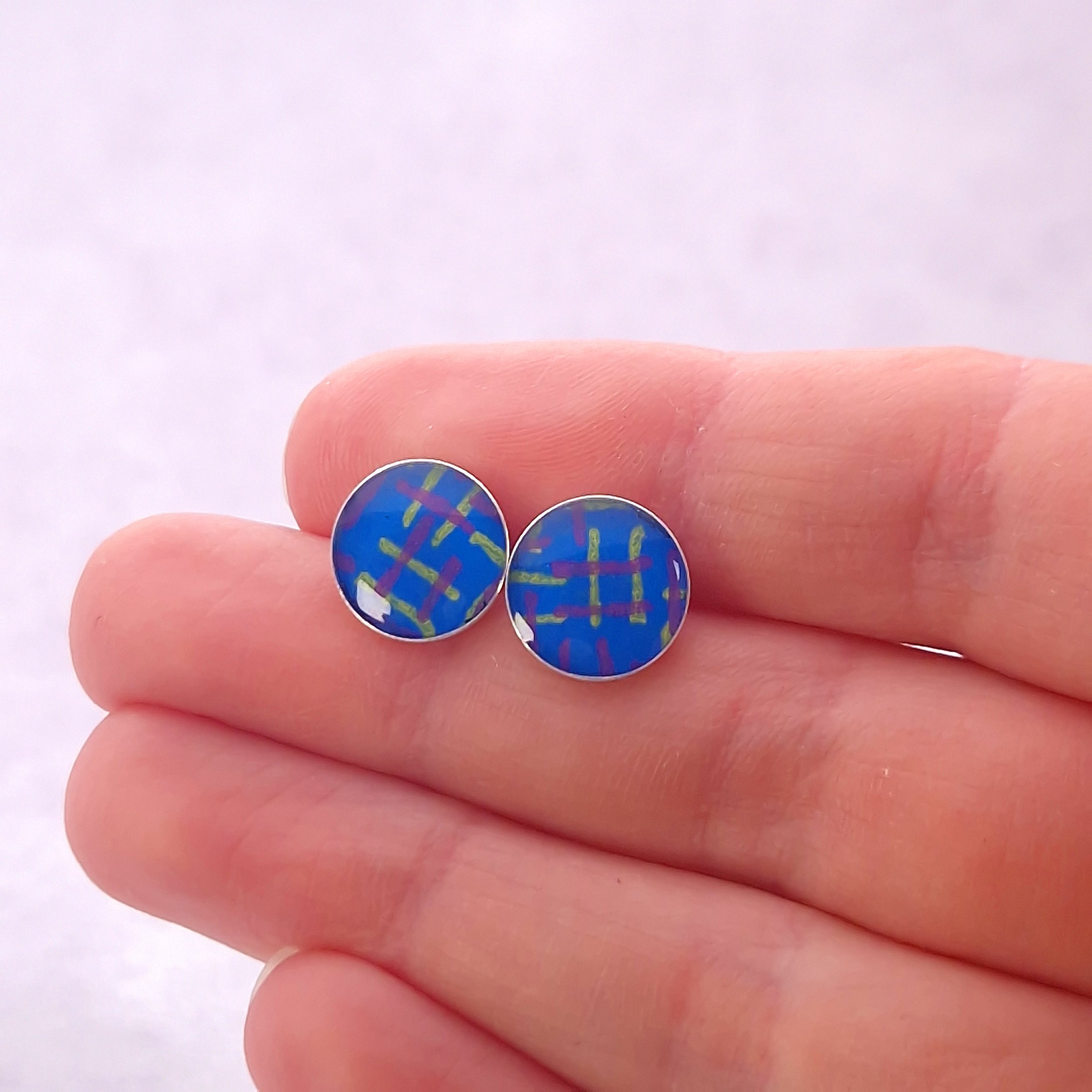 large-studs-blue-violet (3).jpg