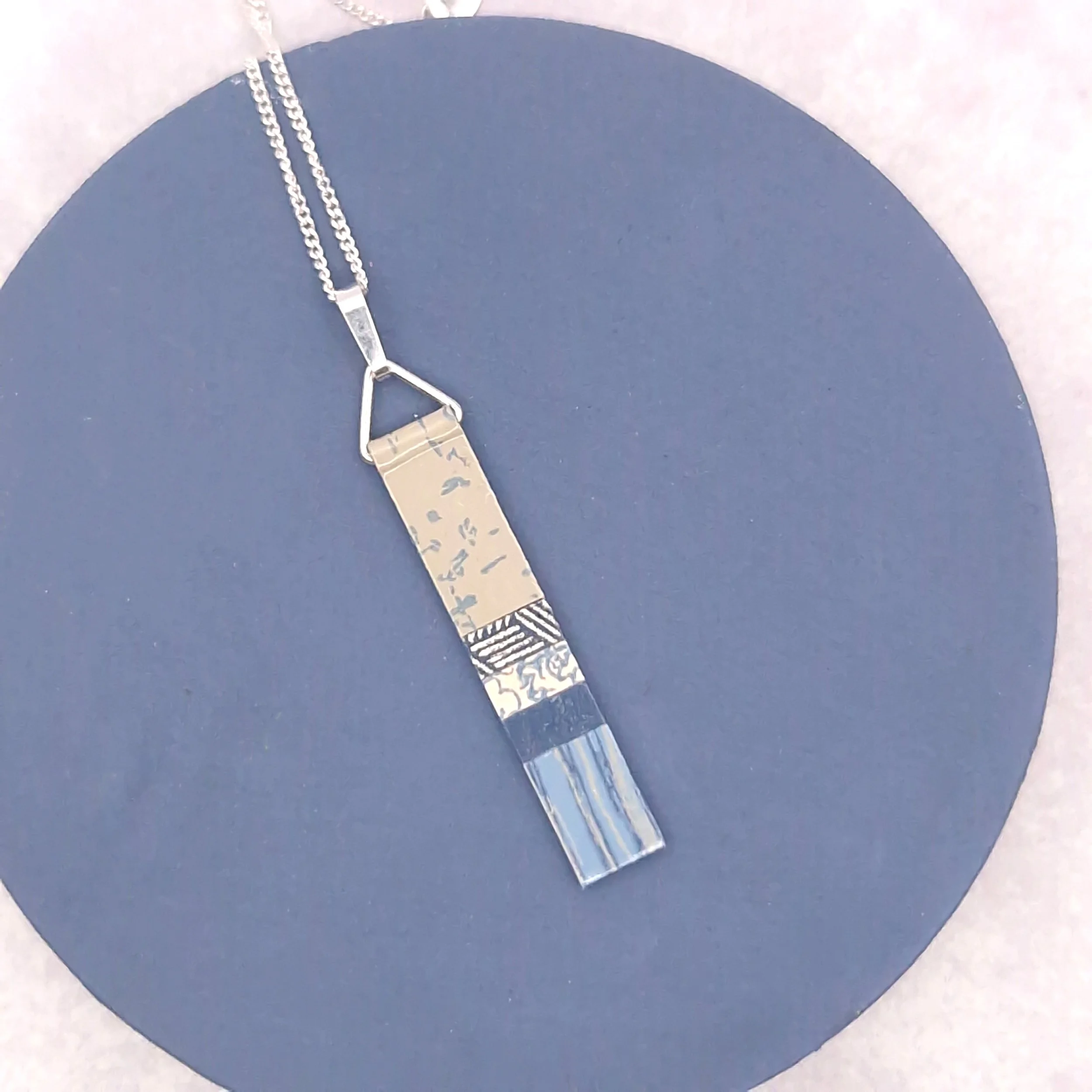 long-slim-pendant-blue-mist (1).jpg